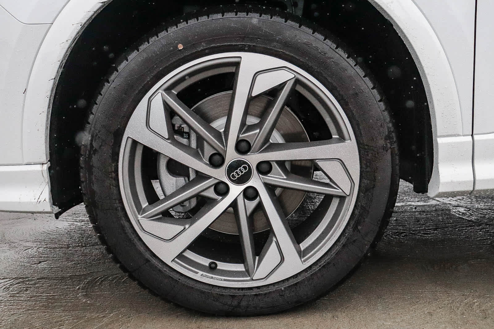 Thumbnail: 2025 Audi Q3 - 14