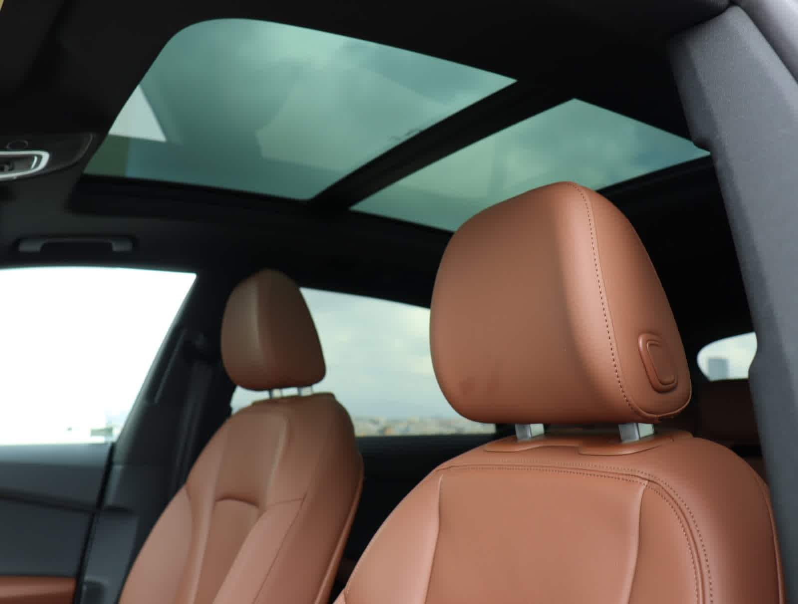 Thumbnail: 2023 Audi Q8 - 39