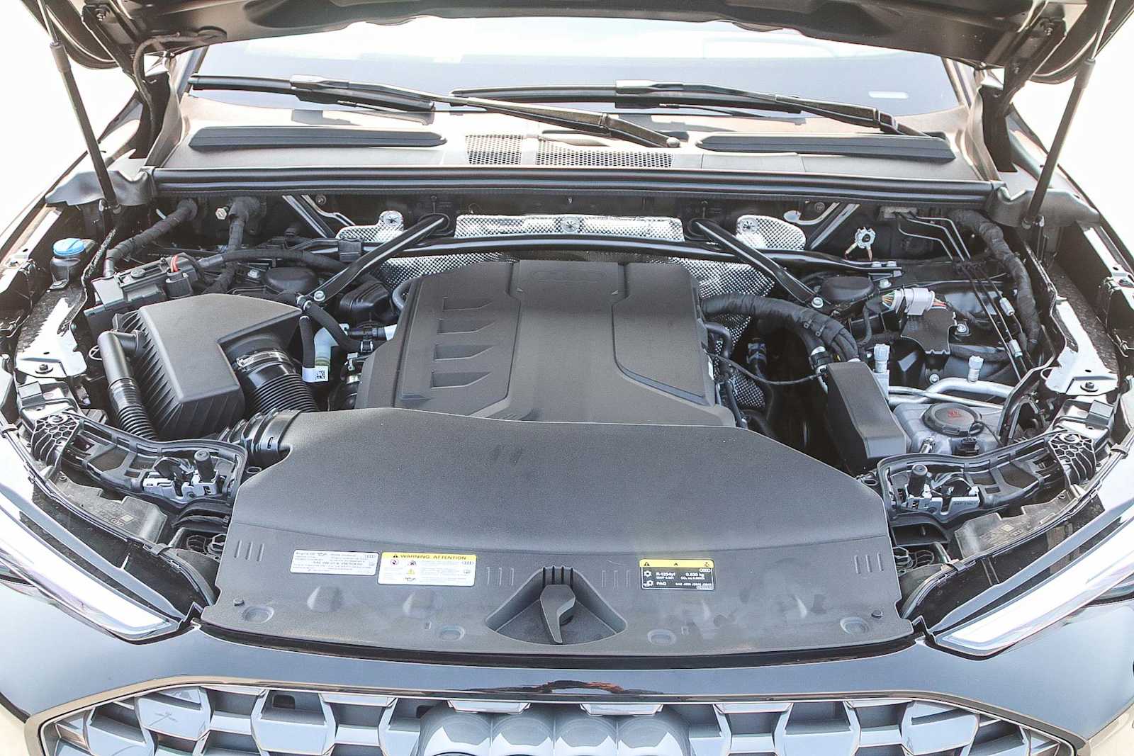 Thumbnail: 2025 Audi Q5 - 27