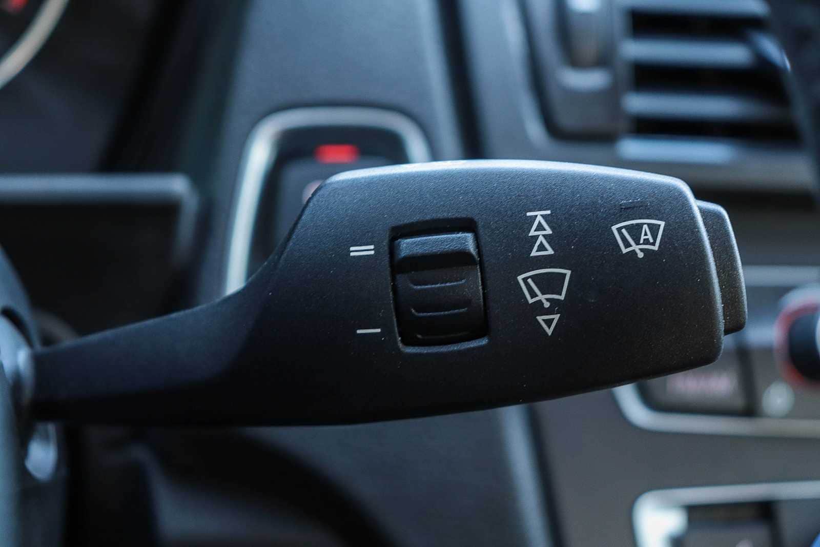 Thumbnail: 2015 BMW 2 Series - 33