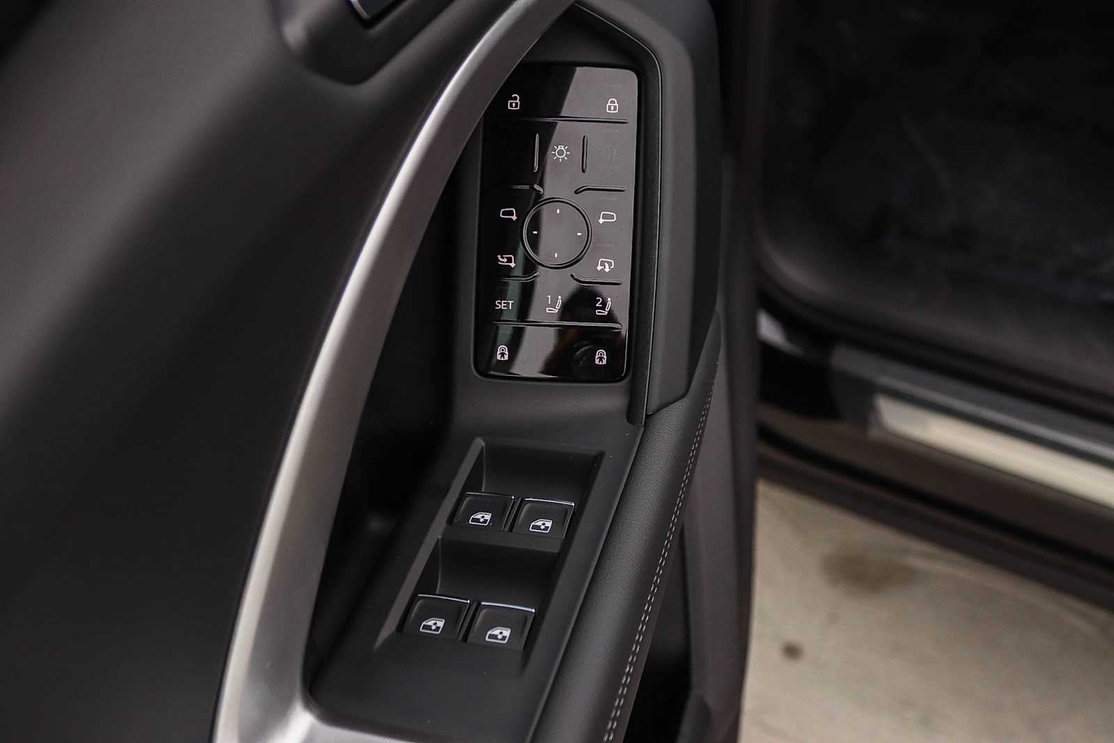 Thumbnail: 2026 Audi Q5 - 26