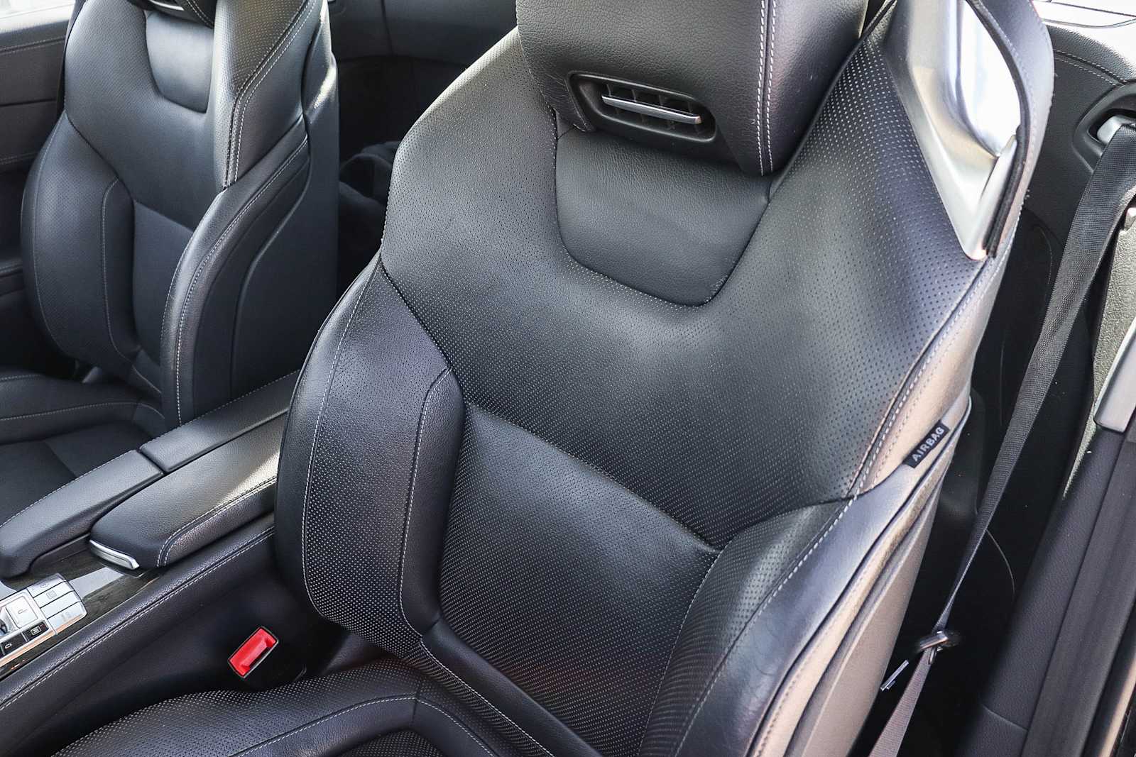 Thumbnail: 2018 Mercedes-Benz SL-Class - 39