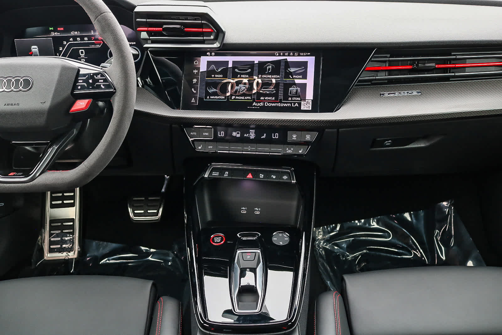 Thumbnail: 2025 Audi RS 3 - 17