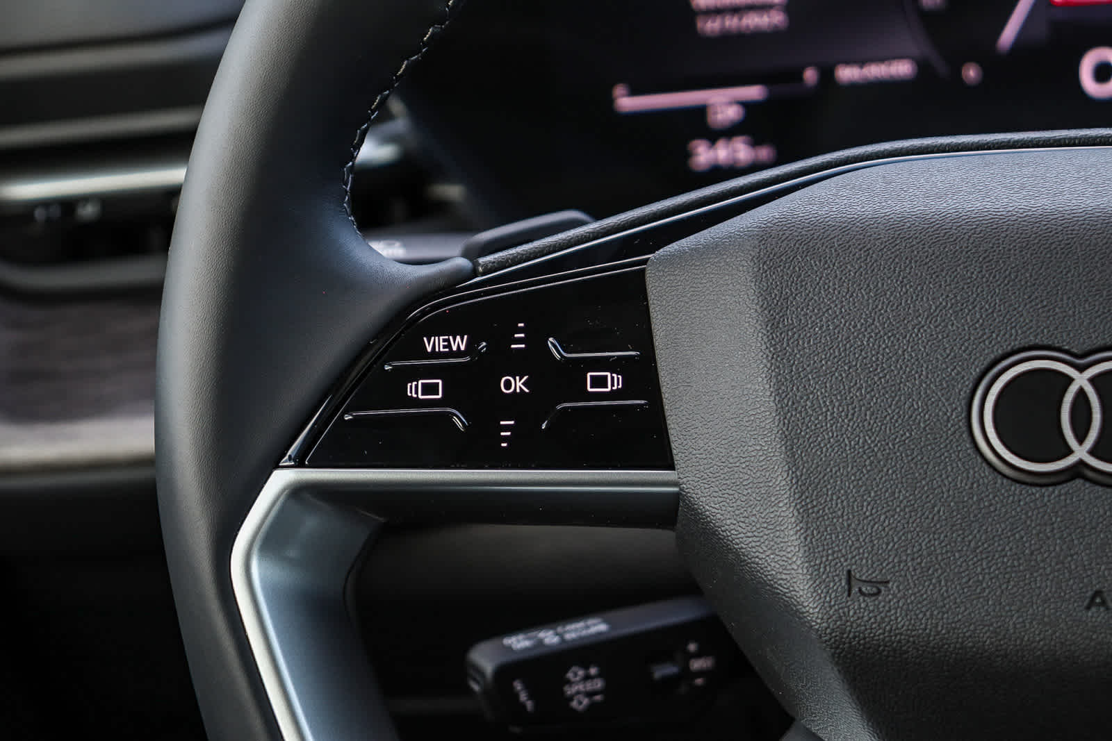 Thumbnail: 2025 Audi Q5 - 17