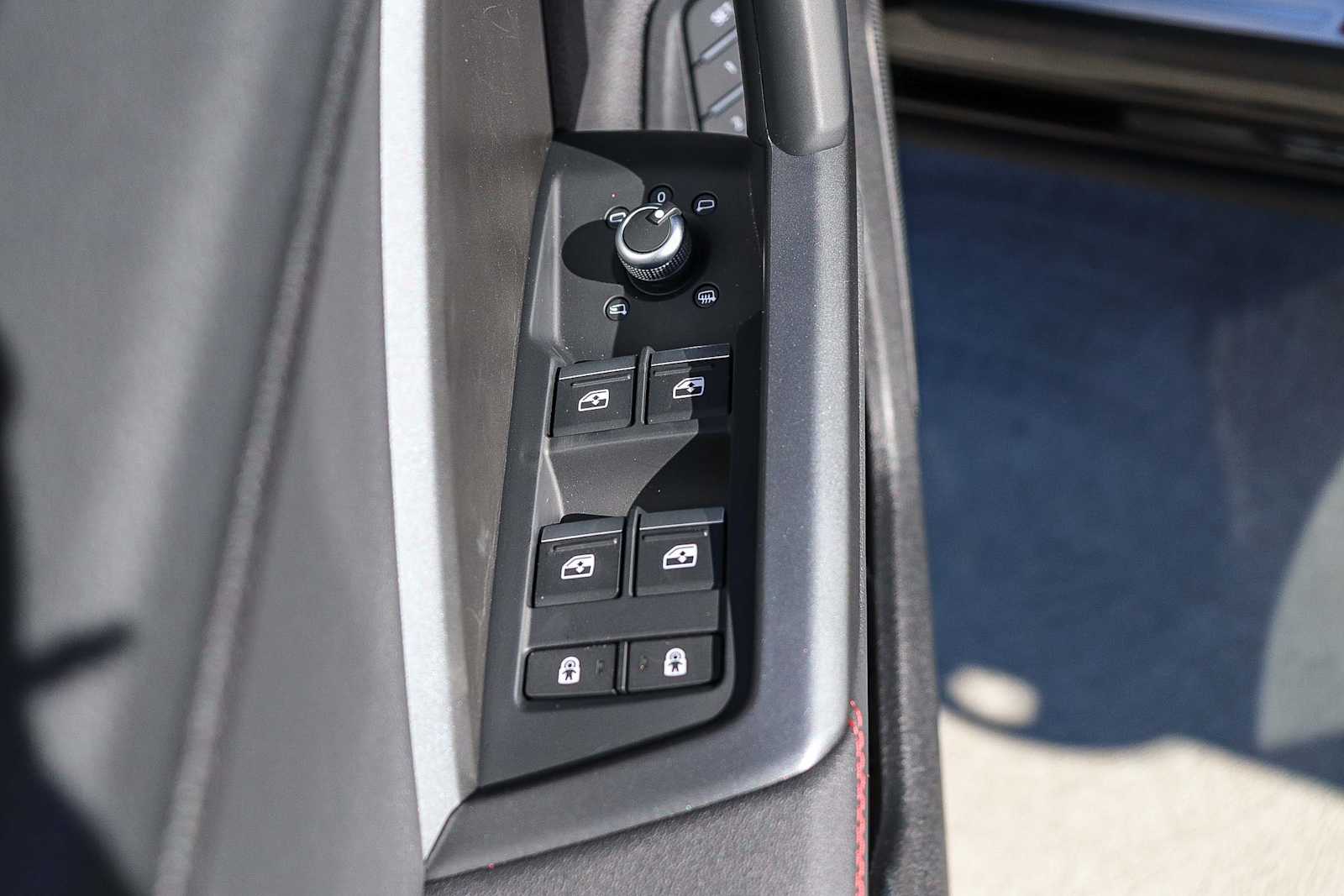 Thumbnail: 2025 Audi Q3 - 27