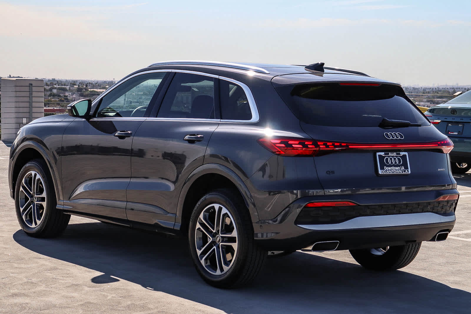 Thumbnail: 2025 Audi Q5 - 6