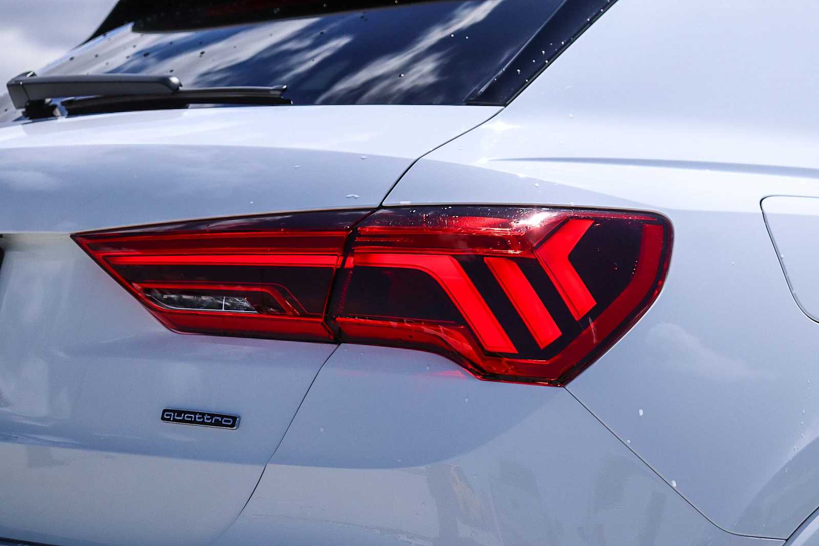 Thumbnail: 2025 Audi Q3 - 10