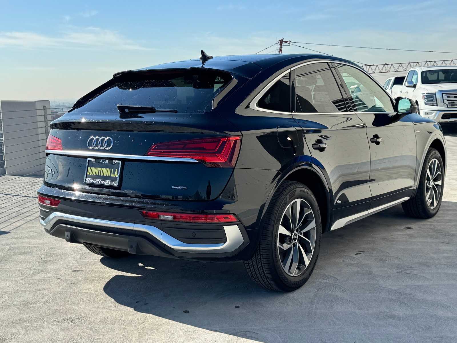 2022 Audi Q5 Sportback 45 S line Premium photo 3