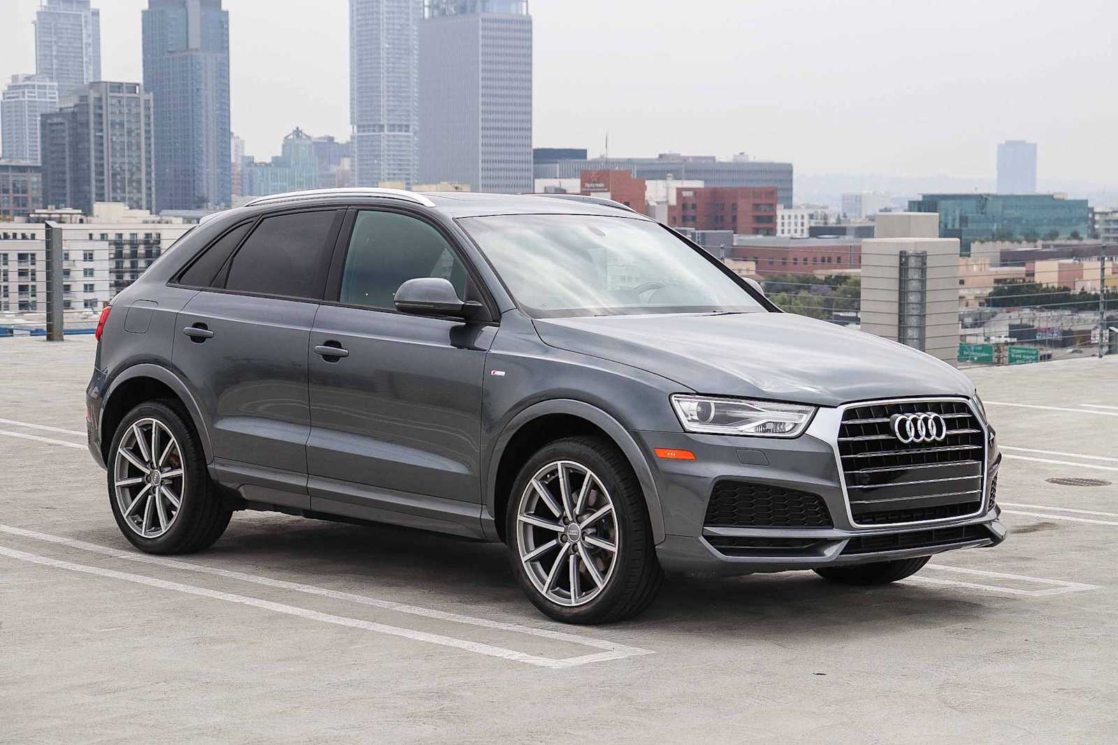 Thumbnail: 2018 Audi Q3 - 3