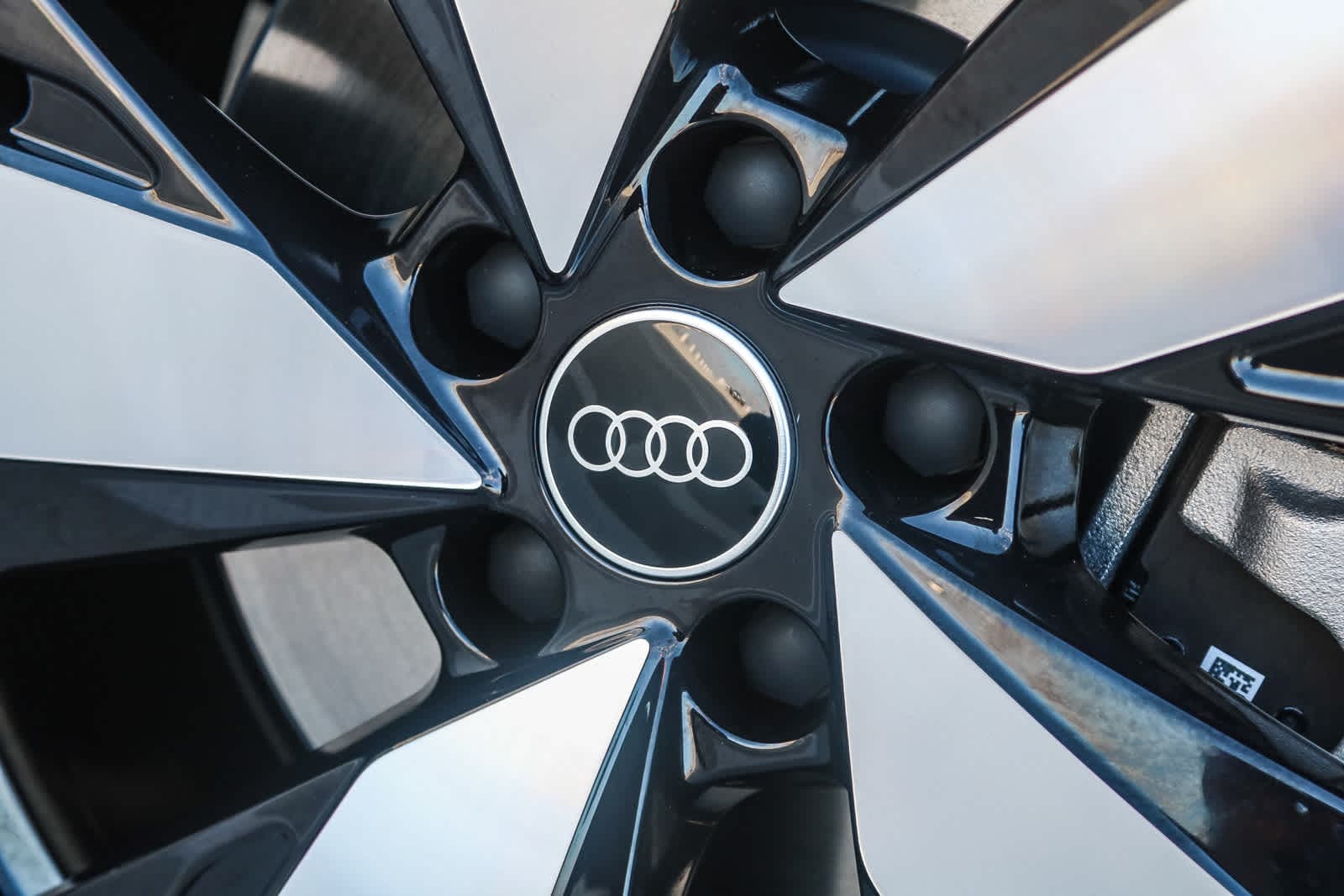 Thumbnail: 2025 Audi A5 - 15
