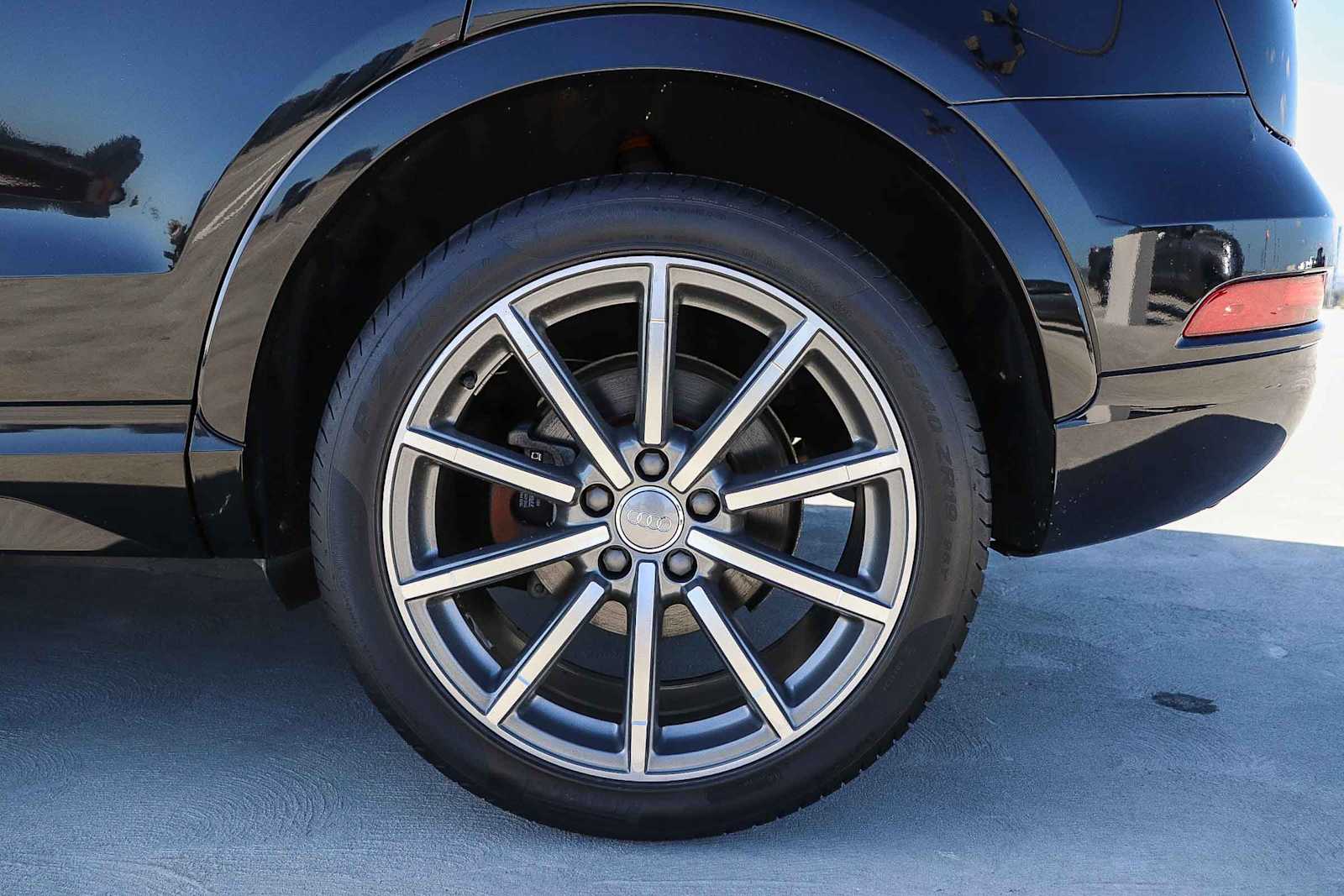 Thumbnail: 2018 Audi Q3 - 13