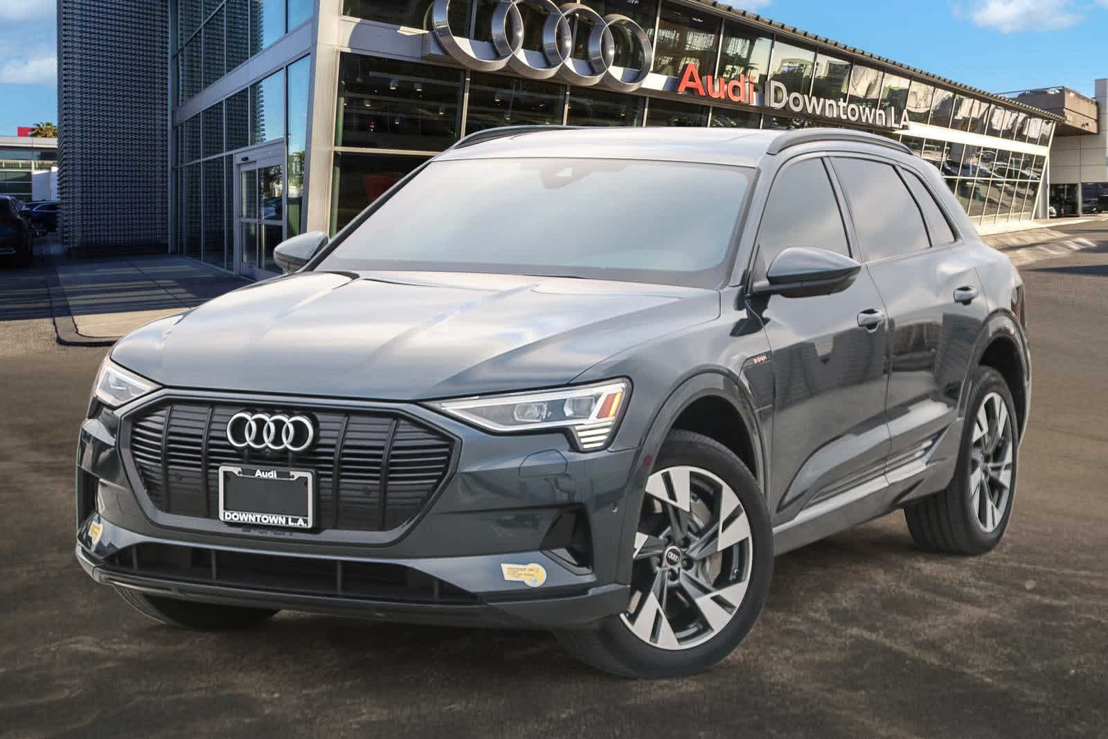 2022 Audi e-tron Premium -
                  Los Angeles, CA