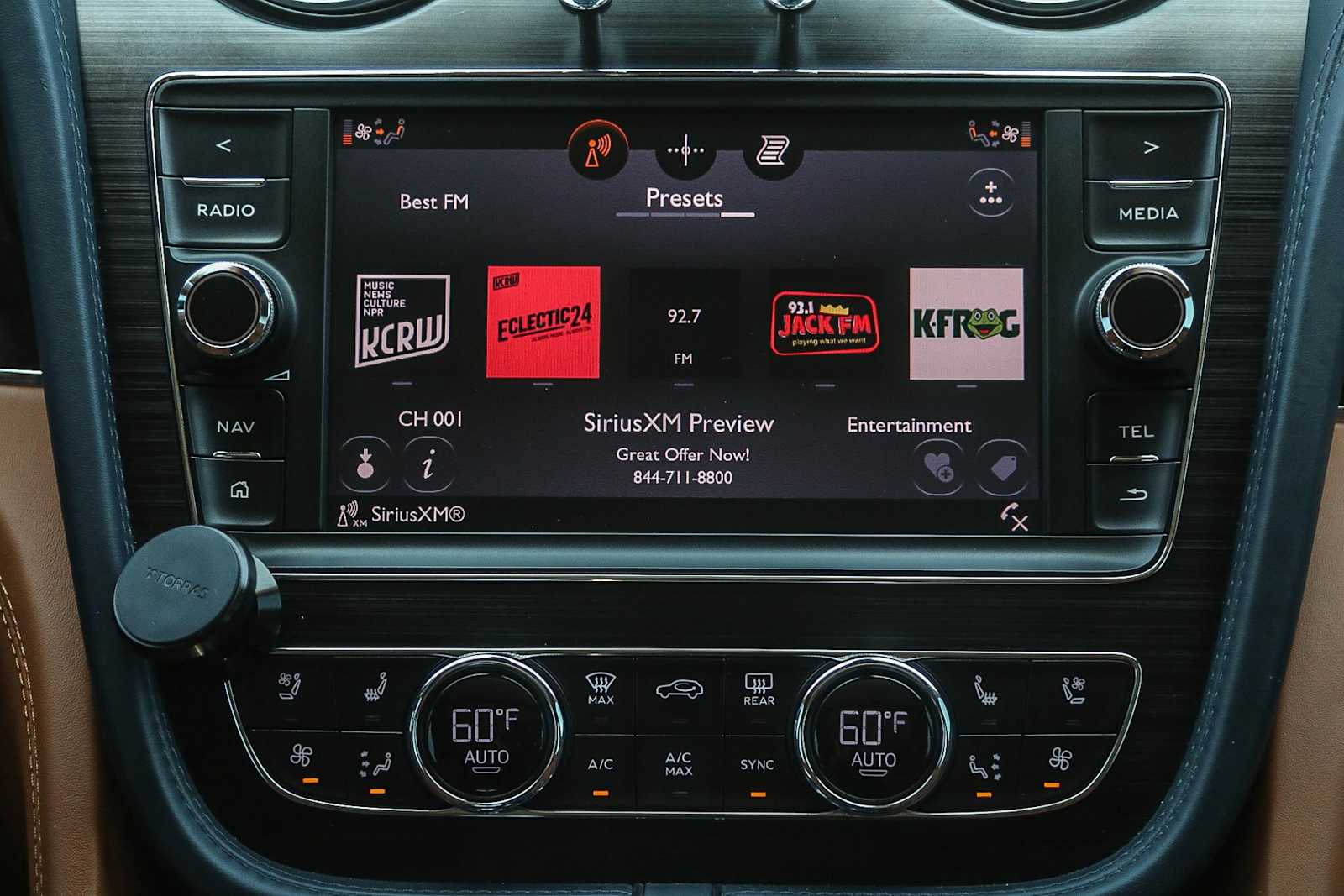 Thumbnail: 2019 Bentley Bentayga - 16