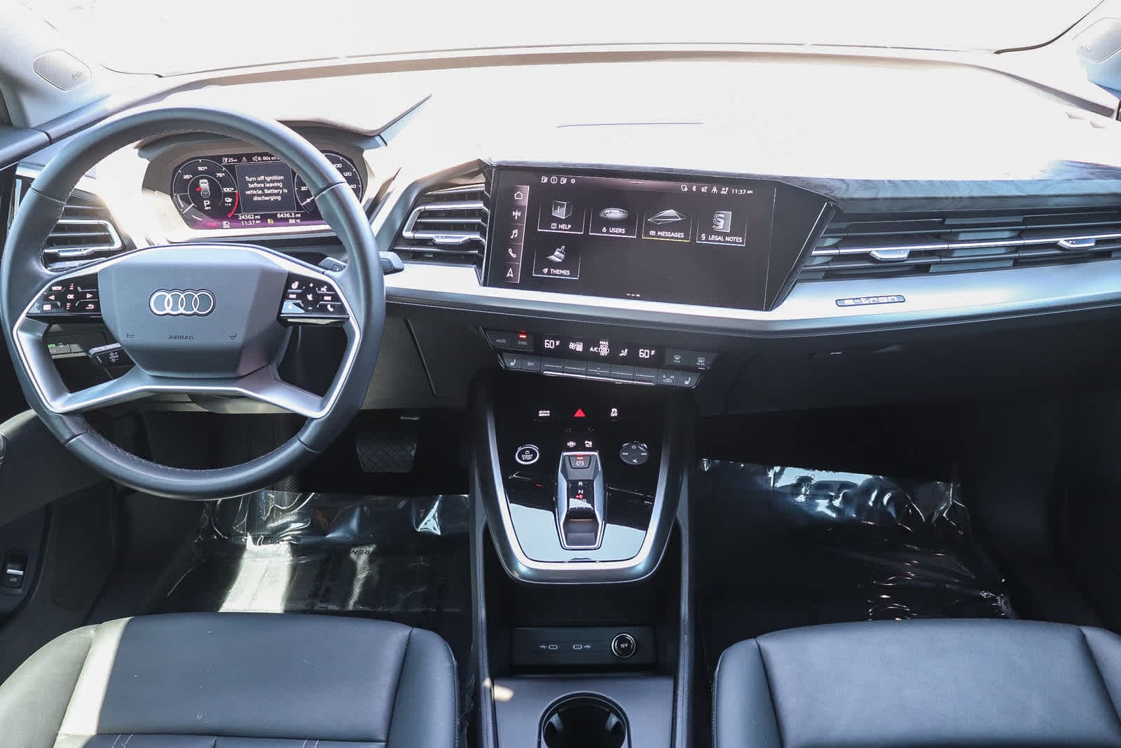 Thumbnail: 2023 Audi Q4 e-tron - 13