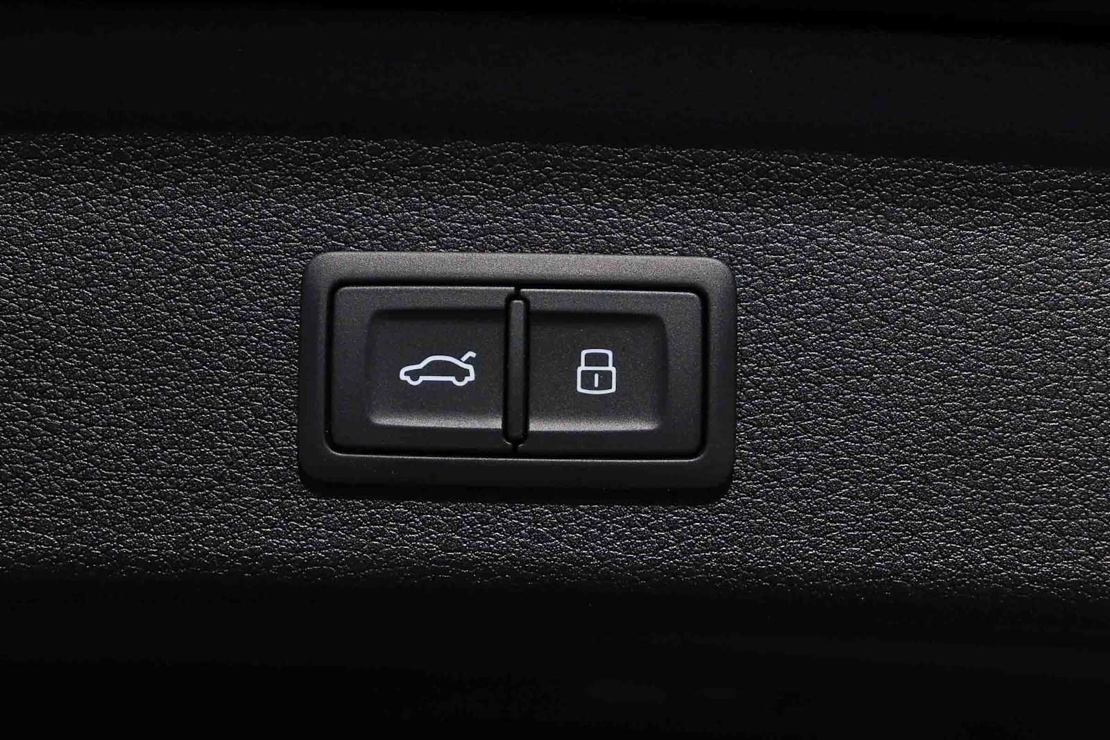 Thumbnail: 2025 Audi Q3 - 39