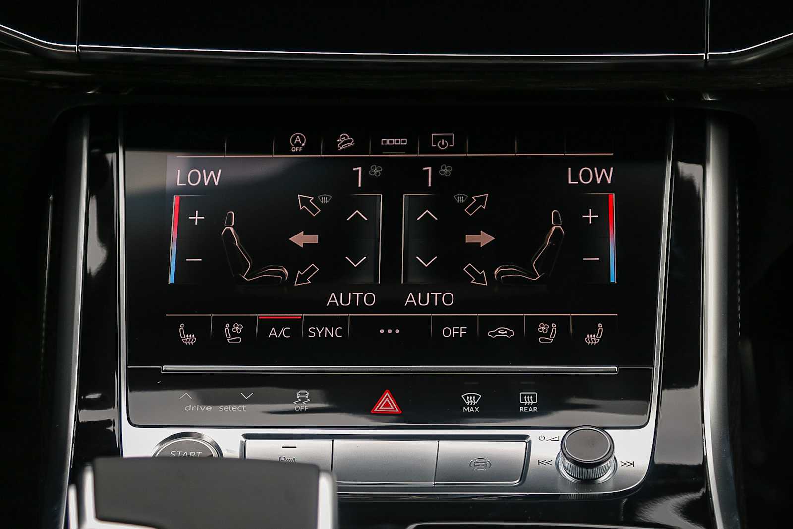 Thumbnail: 2025 Audi Q7 - 14