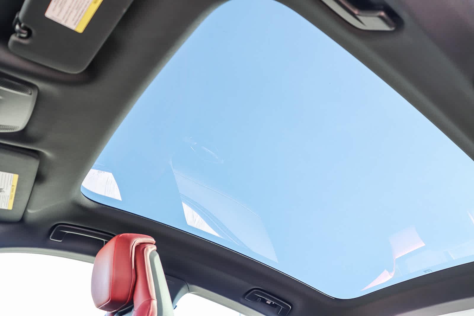 Thumbnail: 2026 Audi e-tron GT - 38