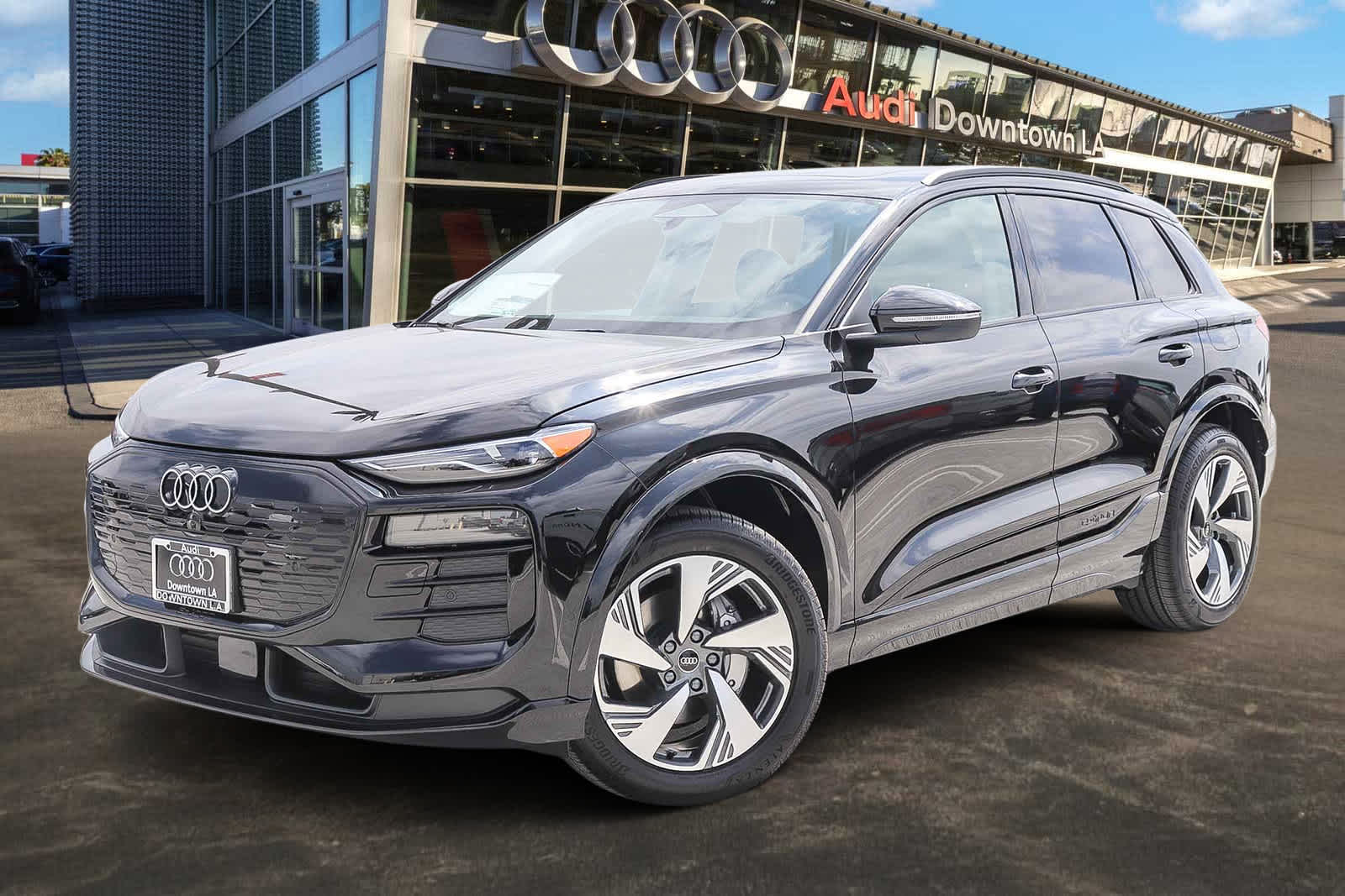 2025 Audi Q6 e-tron Premium -
                  Los Angeles, CA