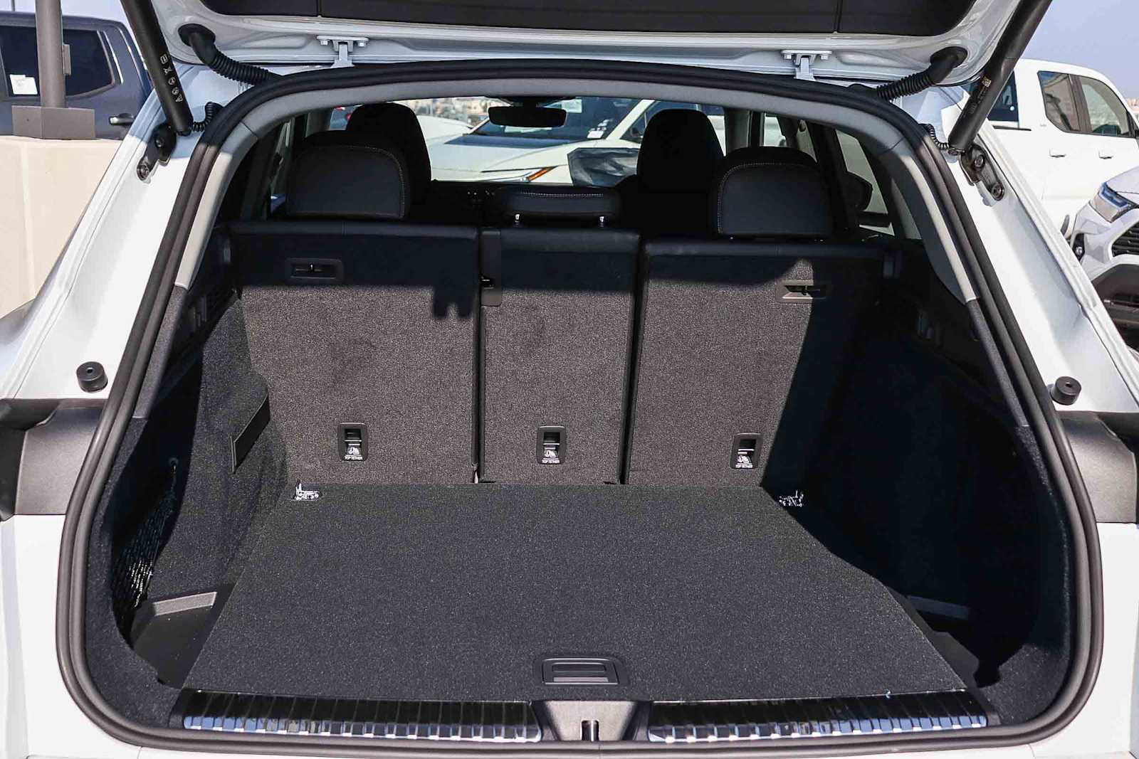 Thumbnail: 2025 Audi Q5 - 35