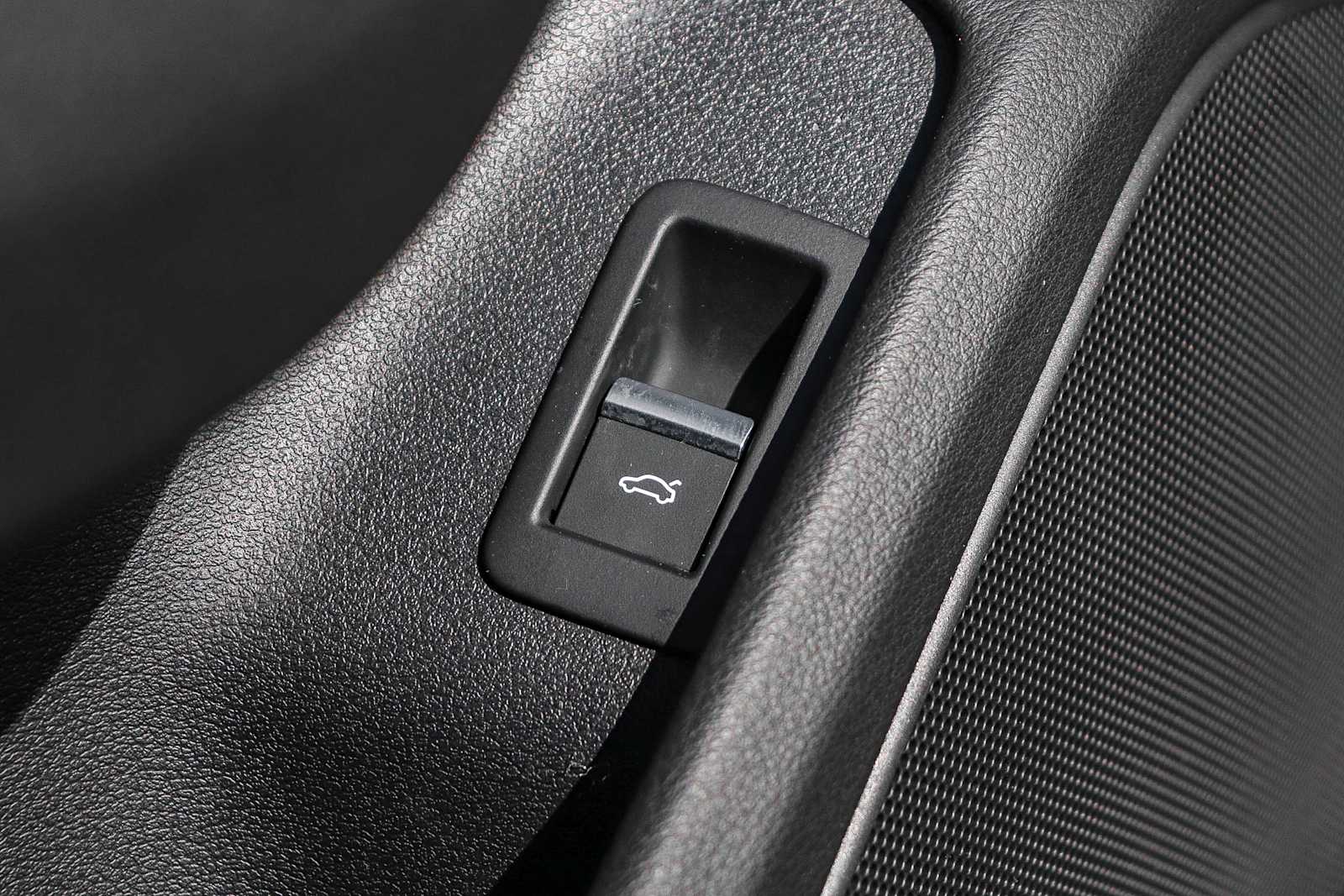 Thumbnail: 2018 Audi A4 - 29