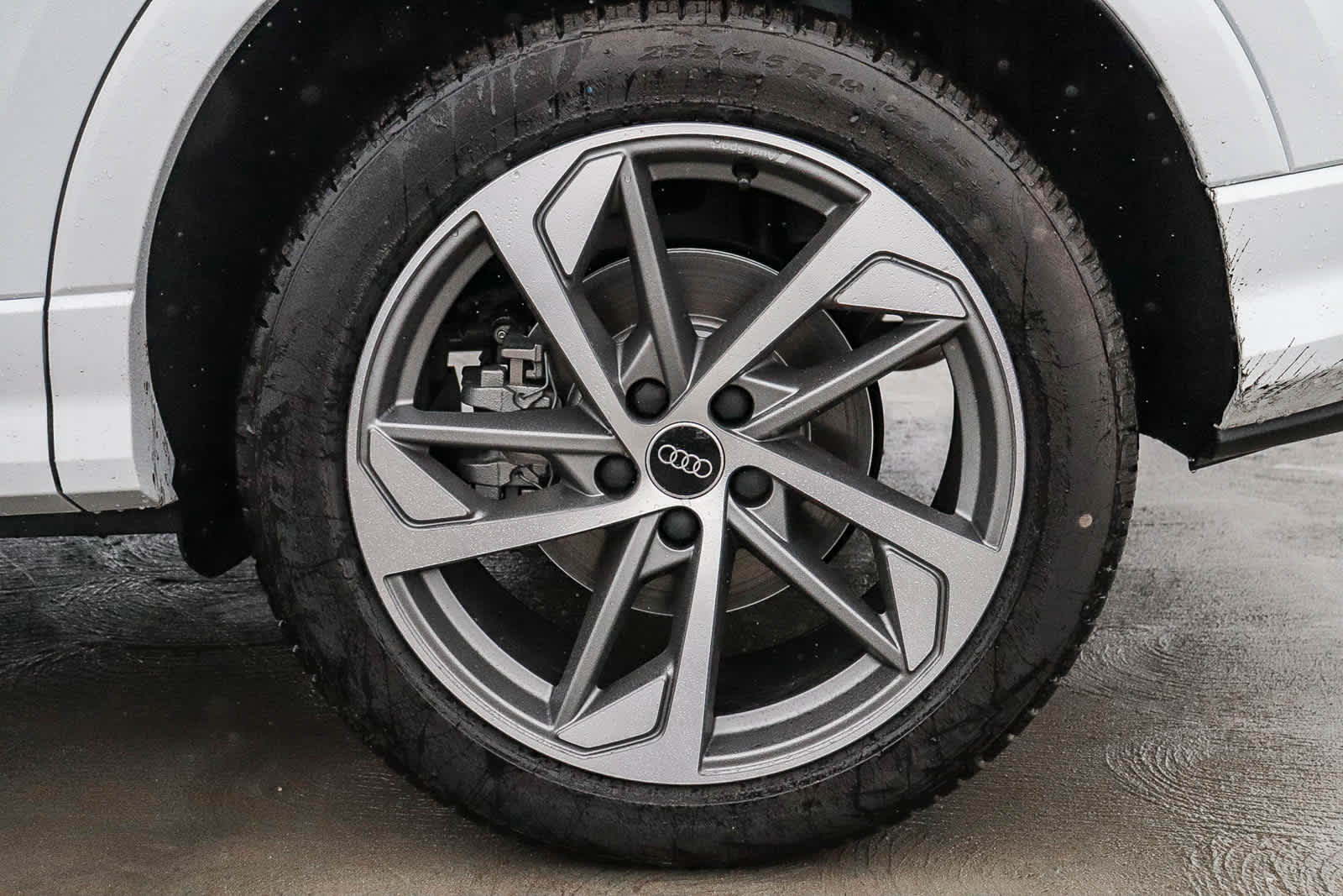 Thumbnail: 2025 Audi Q3 - 13