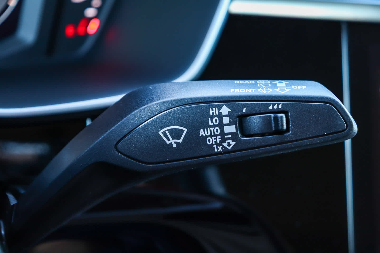 Thumbnail: 2025 Audi Q3 - 34