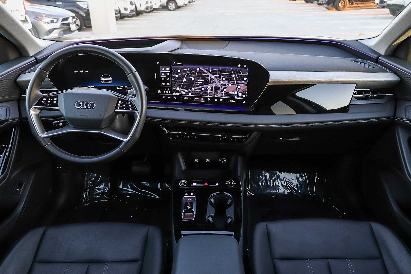 Thumbnail: 2025 Audi Q6 e-tron - 15