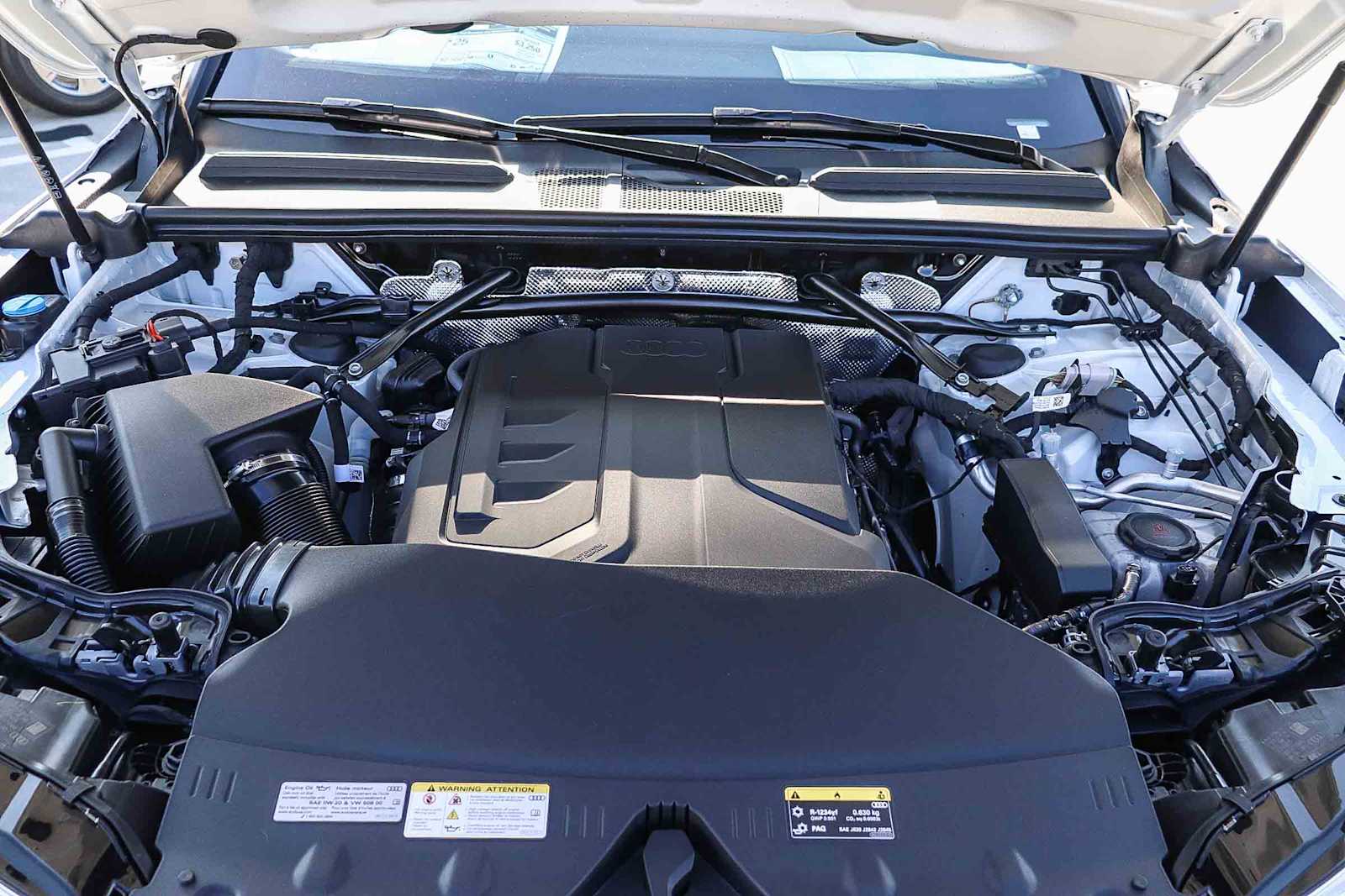 Thumbnail: 2025 Audi Q5 - 37