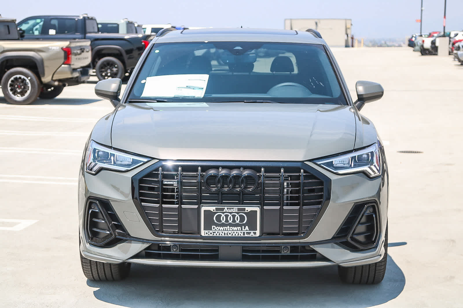 Thumbnail: 2025 Audi Q3 - 2