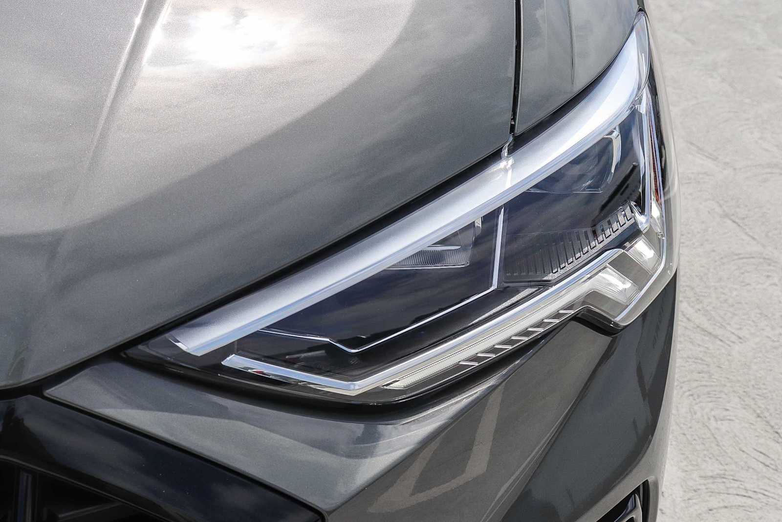 Thumbnail: 2025 Audi Q3 - 9