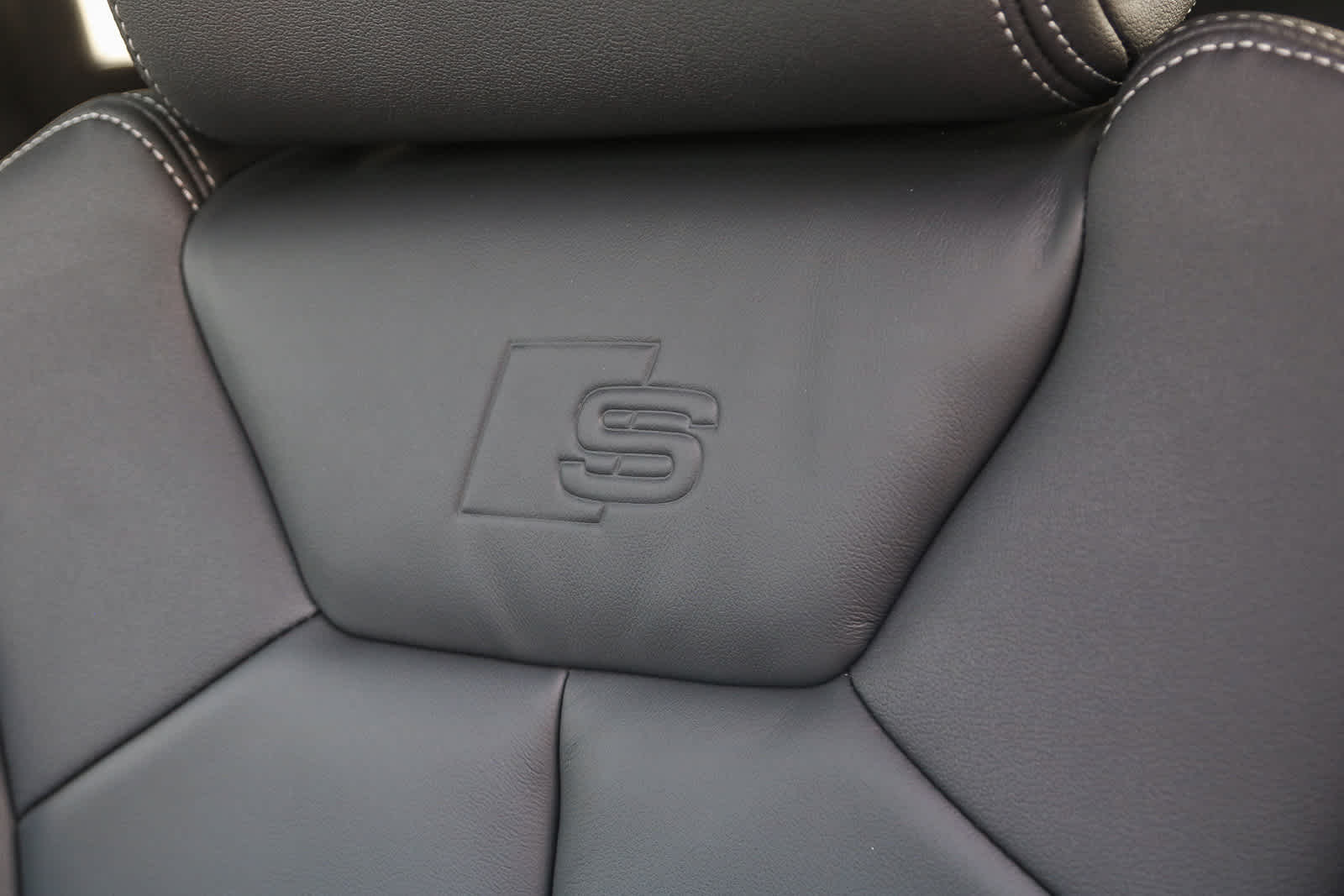 Thumbnail: 2025 Audi Q3 - 44