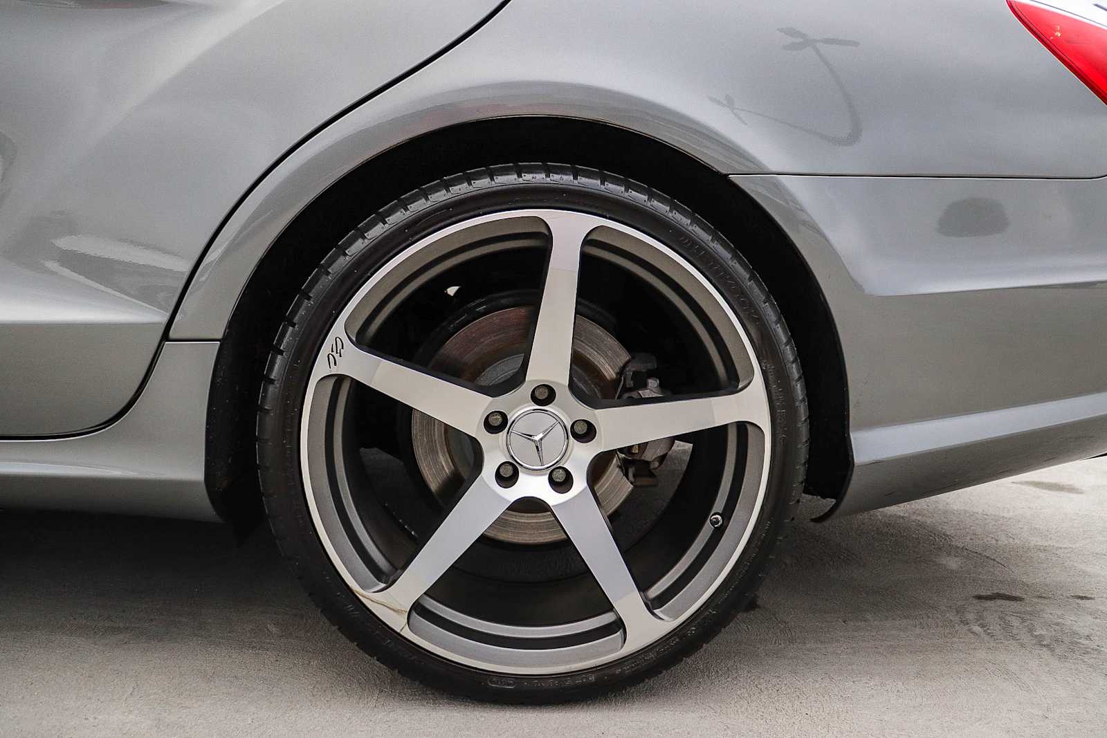 Thumbnail: 2013 Mercedes-Benz CLS - 13