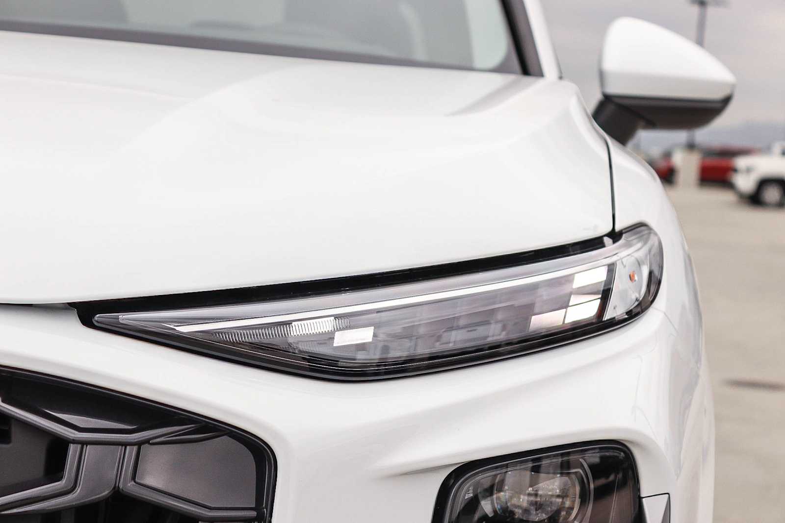 Thumbnail: 2026 Audi Q3 - 7
