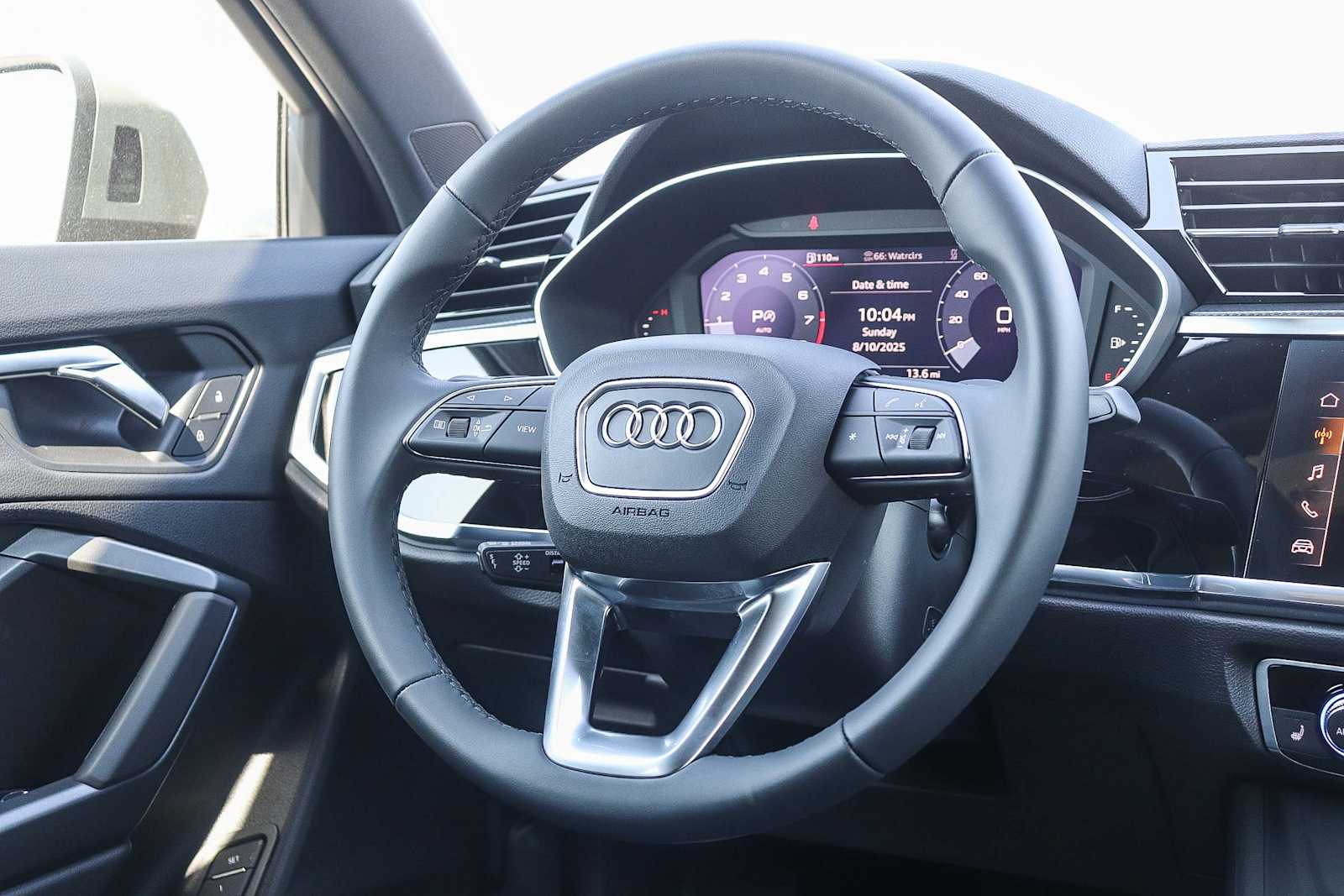 Thumbnail: 2025 Audi Q3 - 16