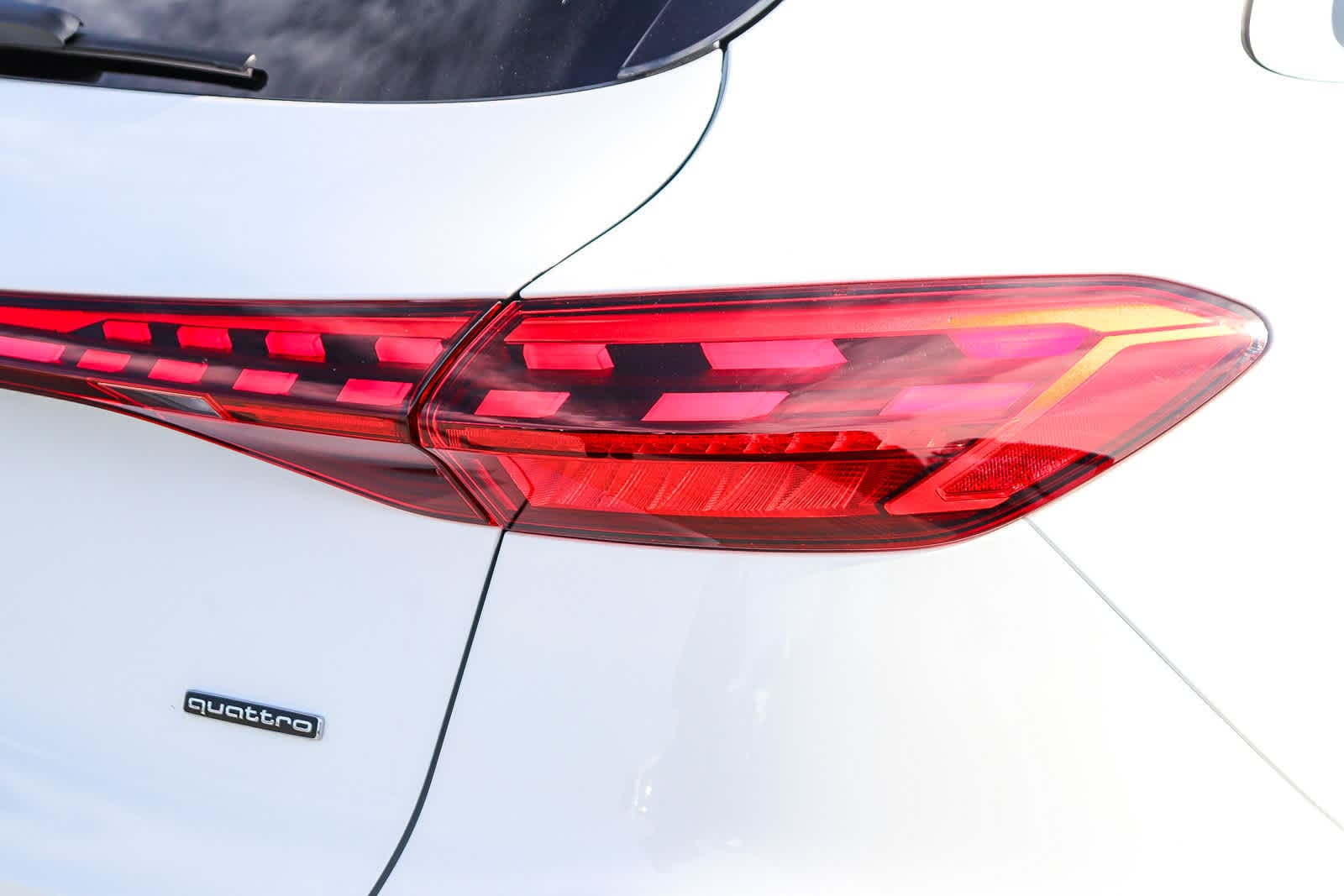 Thumbnail: 2025 Audi Q5 - 10