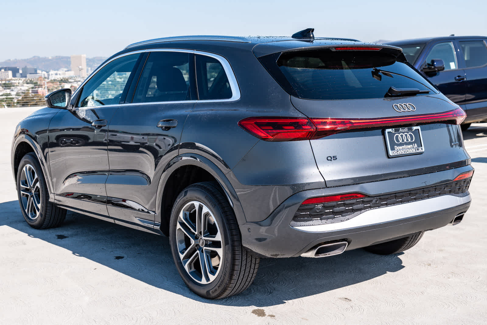 Thumbnail: 2025 Audi Q5 - 6