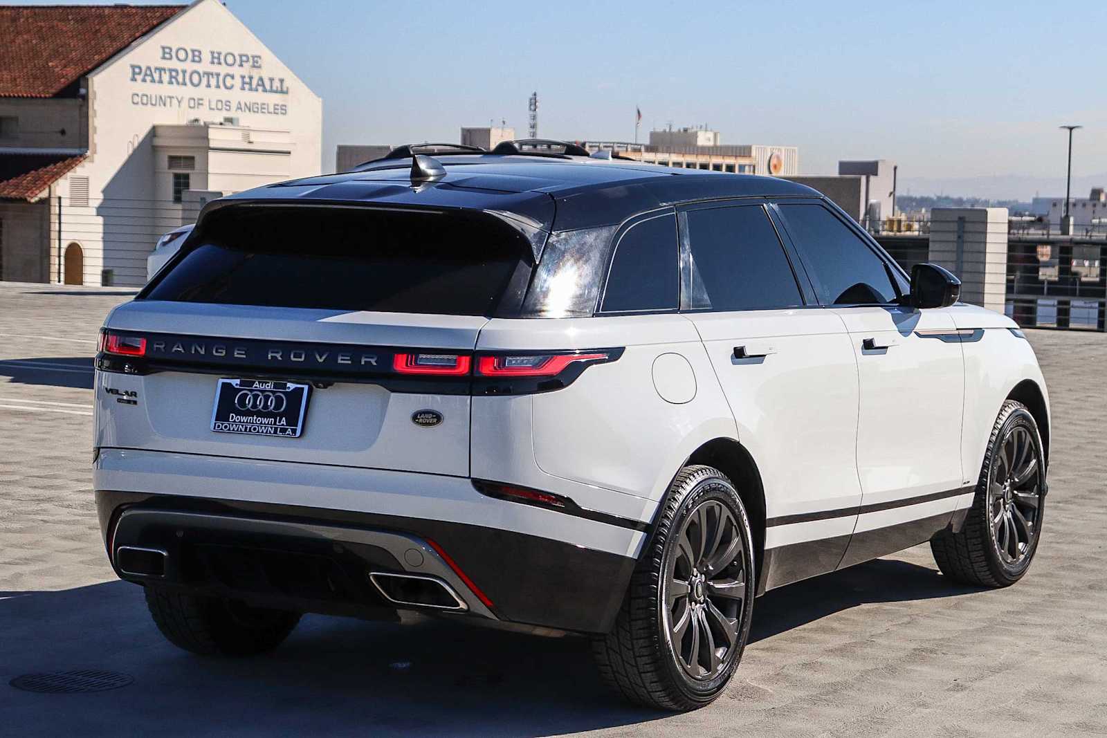 Thumbnail: 2020 Land Rover Range Rover Velar - 4