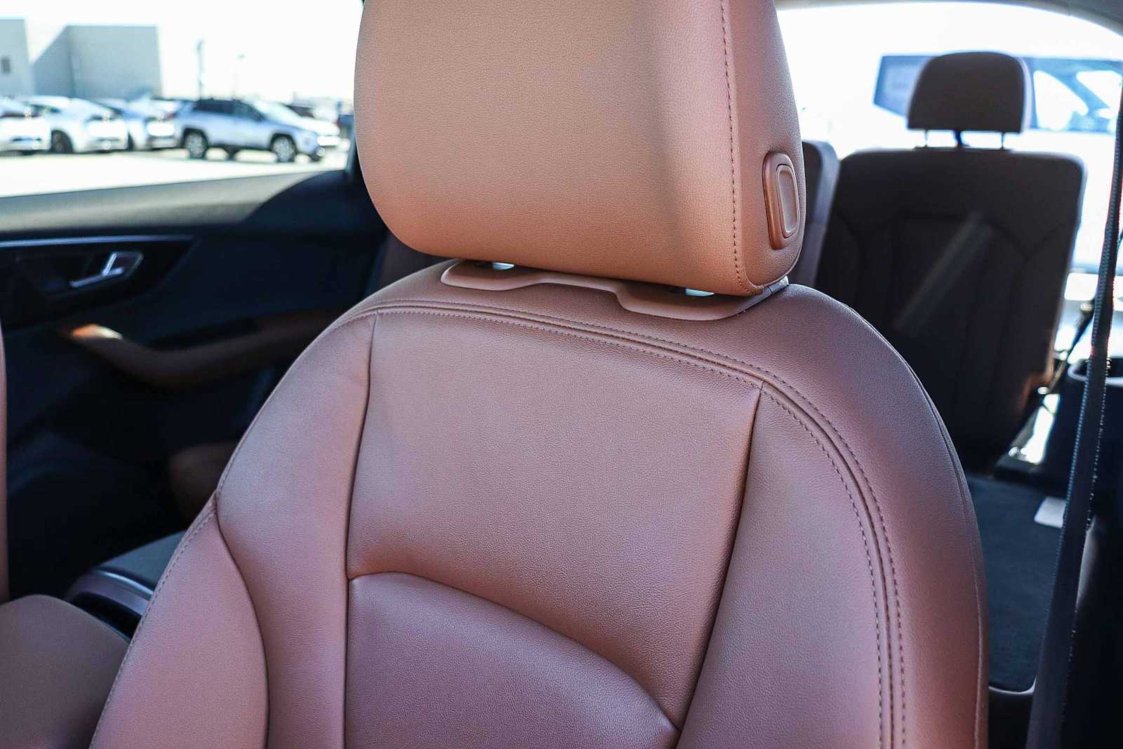 Thumbnail: 2023 Audi Q7 - 33