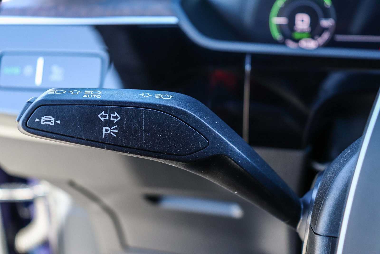 Thumbnail: 2022 Audi e-tron - 31