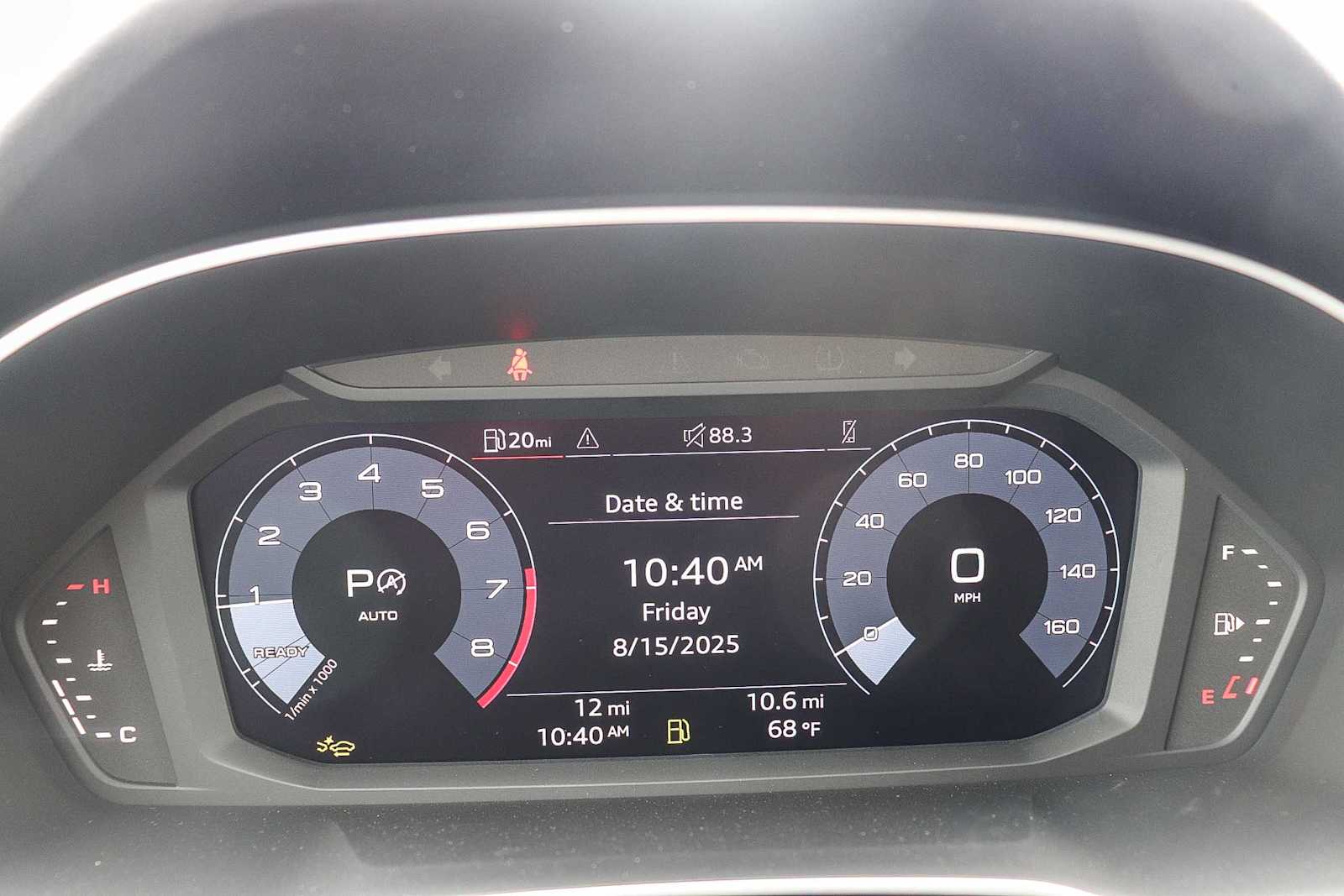 Thumbnail: 2025 Audi Q3 - 21