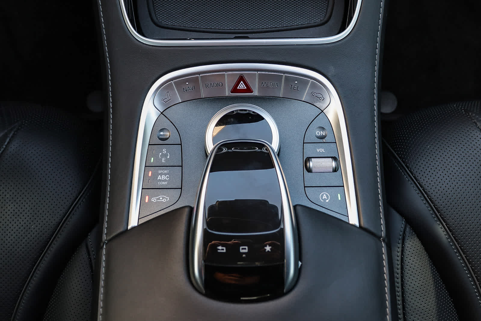 Thumbnail: 2016 Mercedes-Benz S-Class - 44