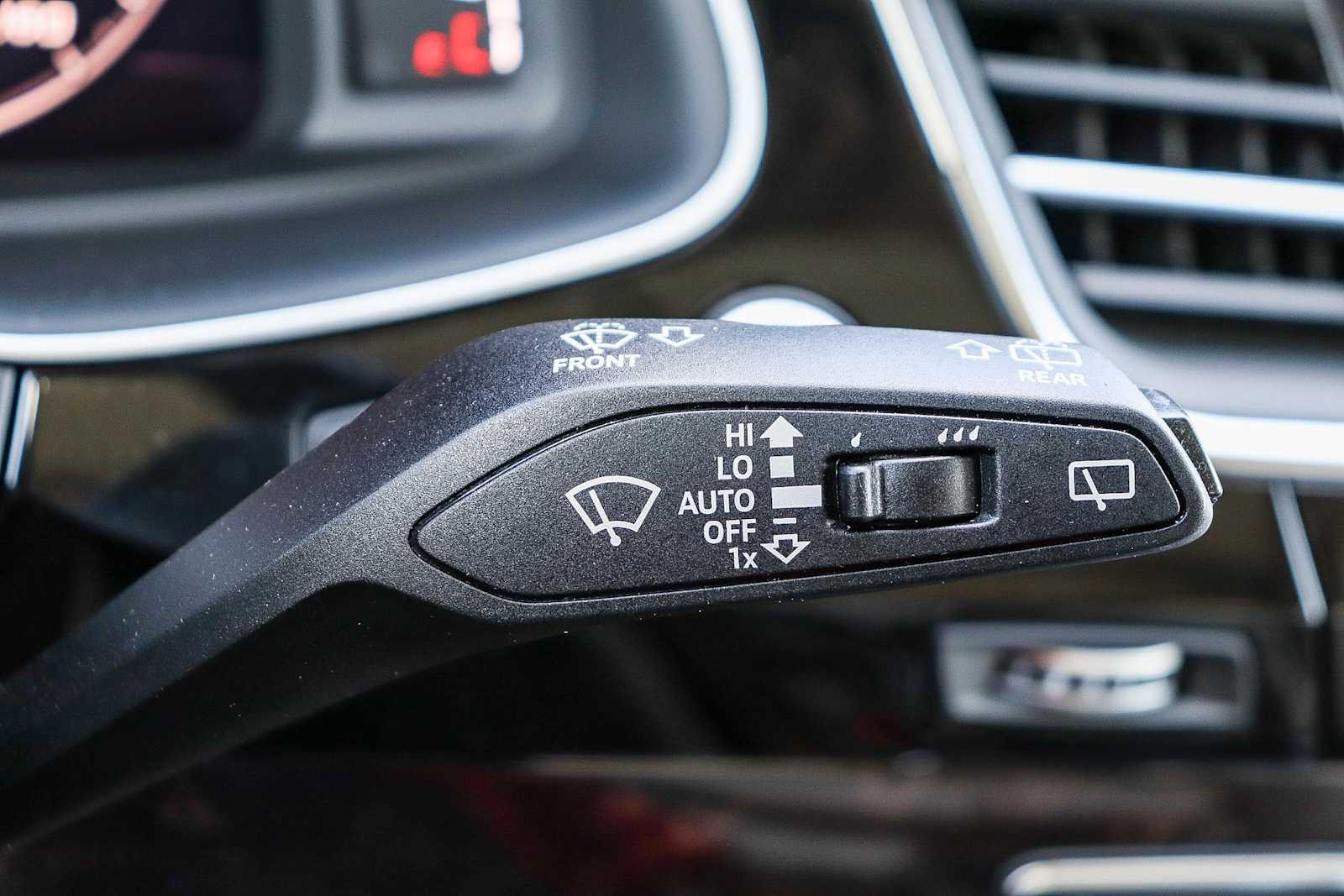 Thumbnail: 2017 Audi Q7 - 35