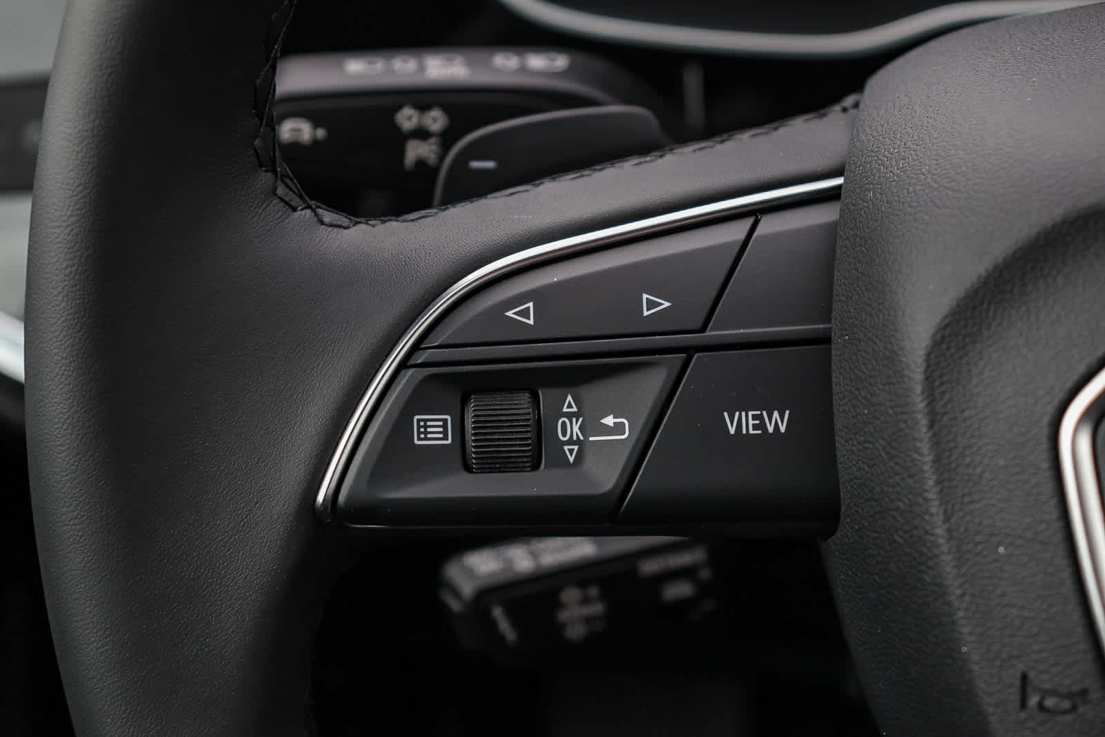 Thumbnail: 2025 Audi Q3 - 20