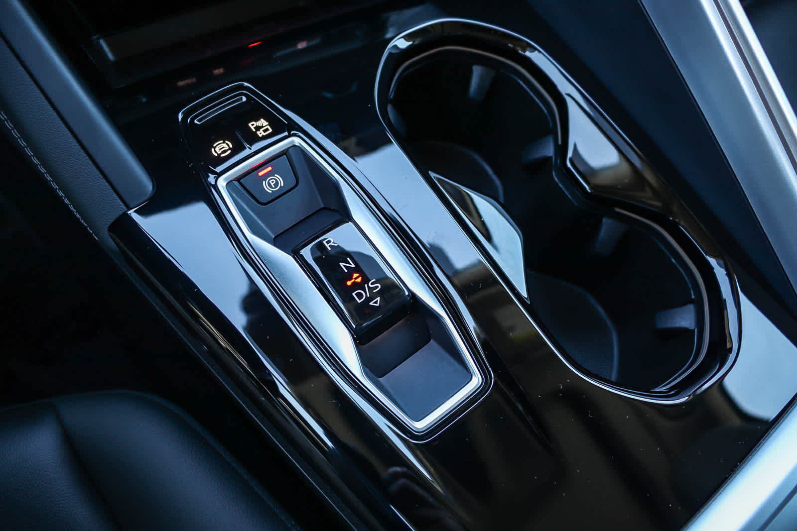 Thumbnail: 2025 Audi Q5 - 26