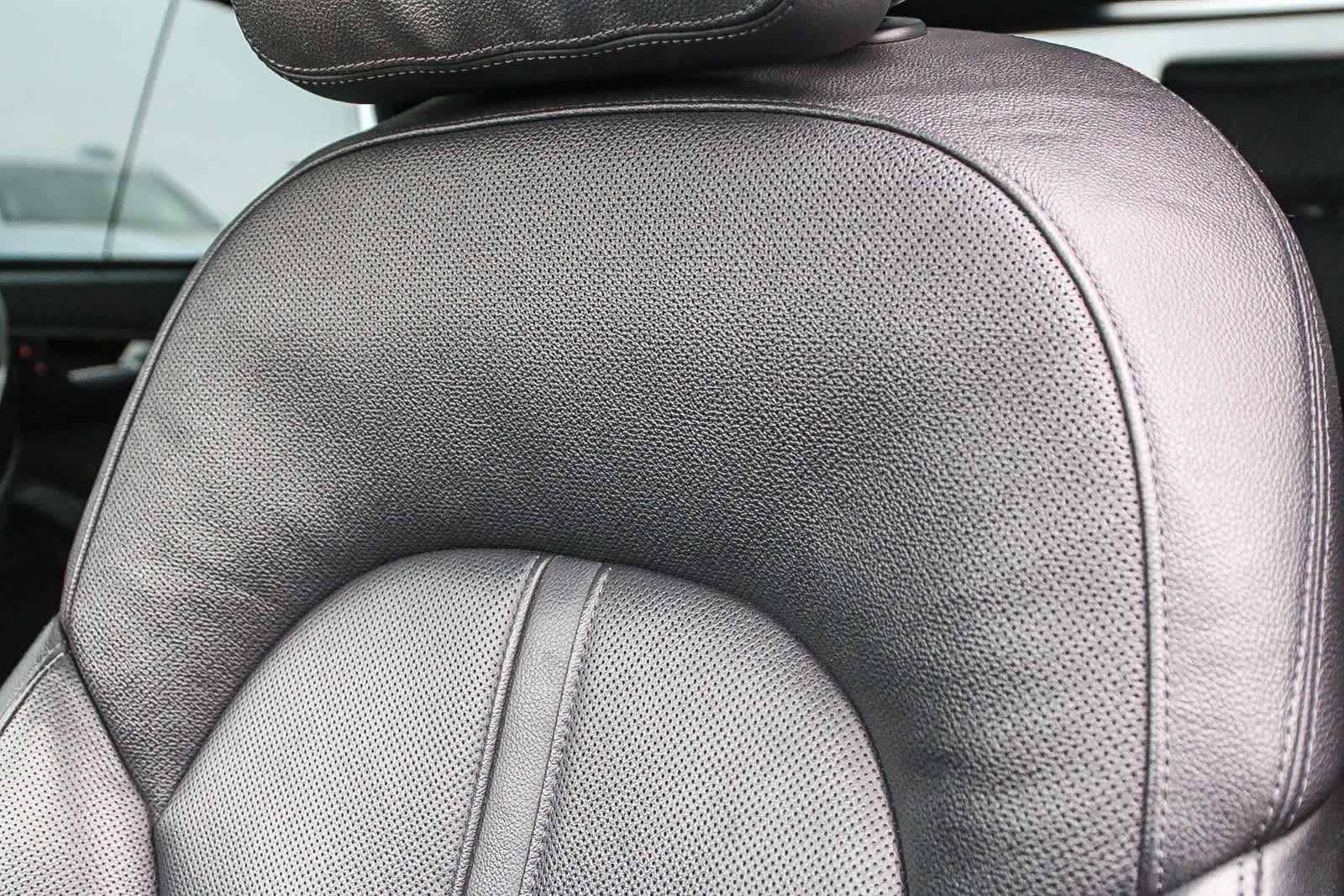 Thumbnail: 2017 Audi A8 - 27