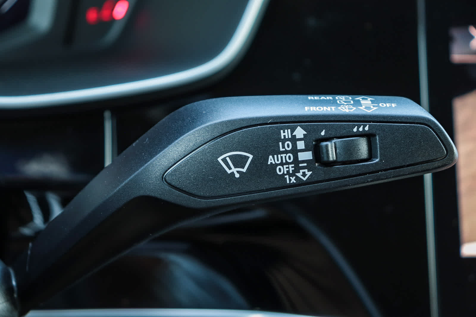 Thumbnail: 2025 Audi Q3 - 33