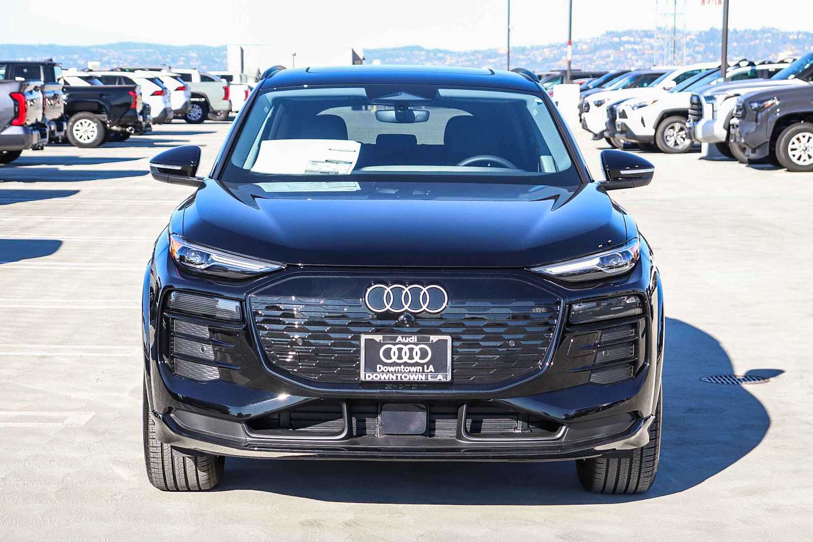 Thumbnail: 2025 Audi Q6 e-tron - 2