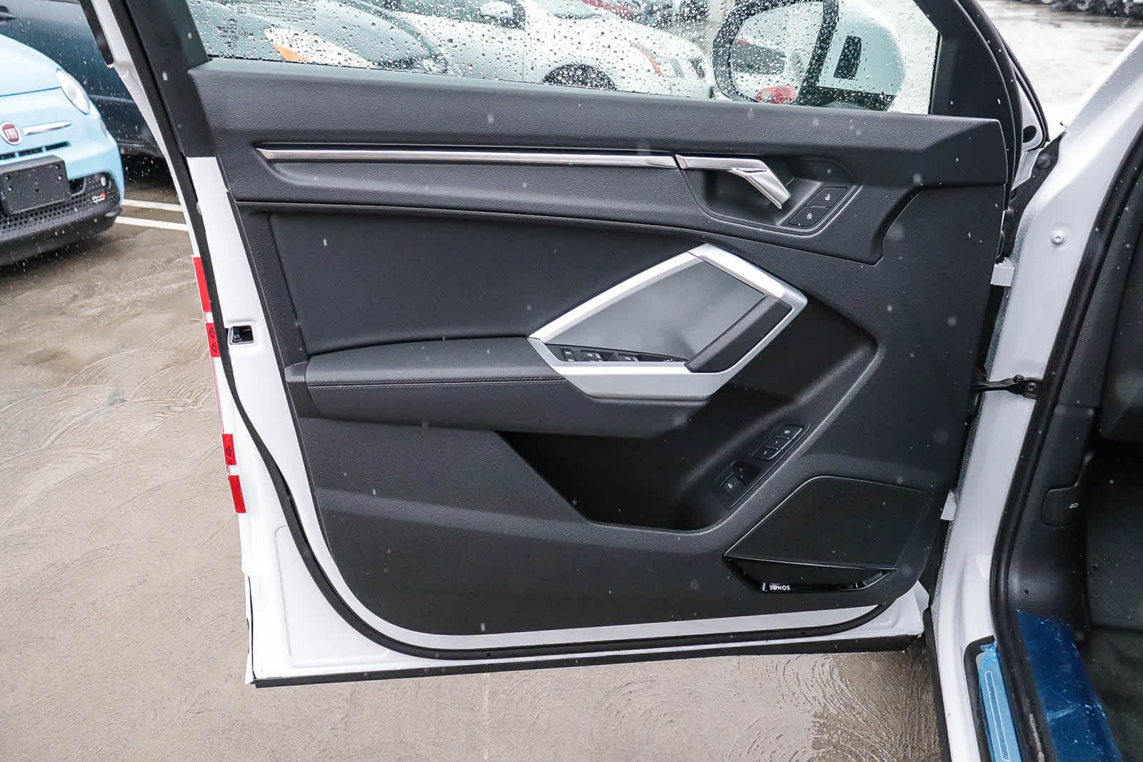 Thumbnail: 2025 Audi Q3 - 27