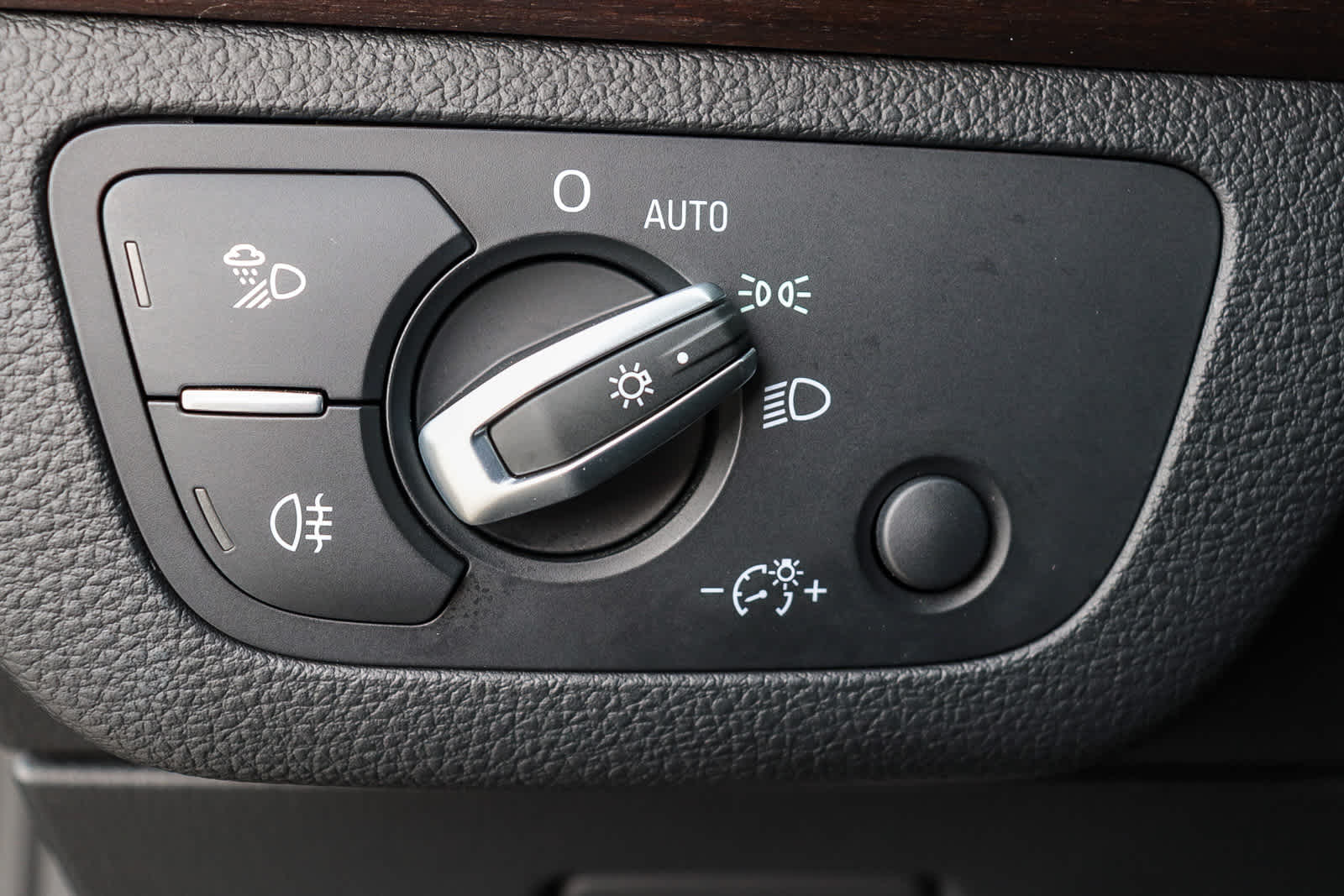 Thumbnail: 2023 Audi Q5 - 28