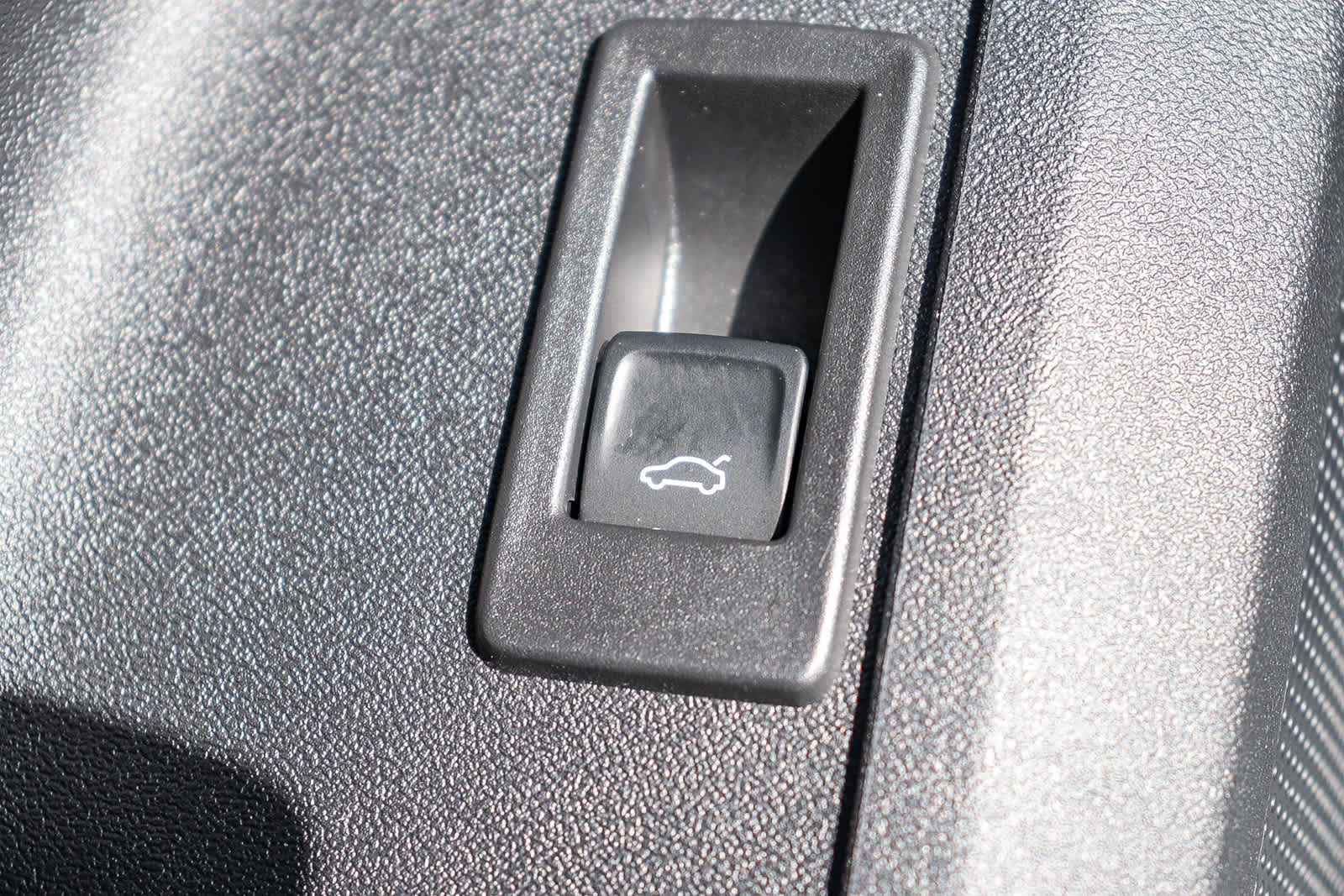 Thumbnail: 2025 Audi Q5 - 31